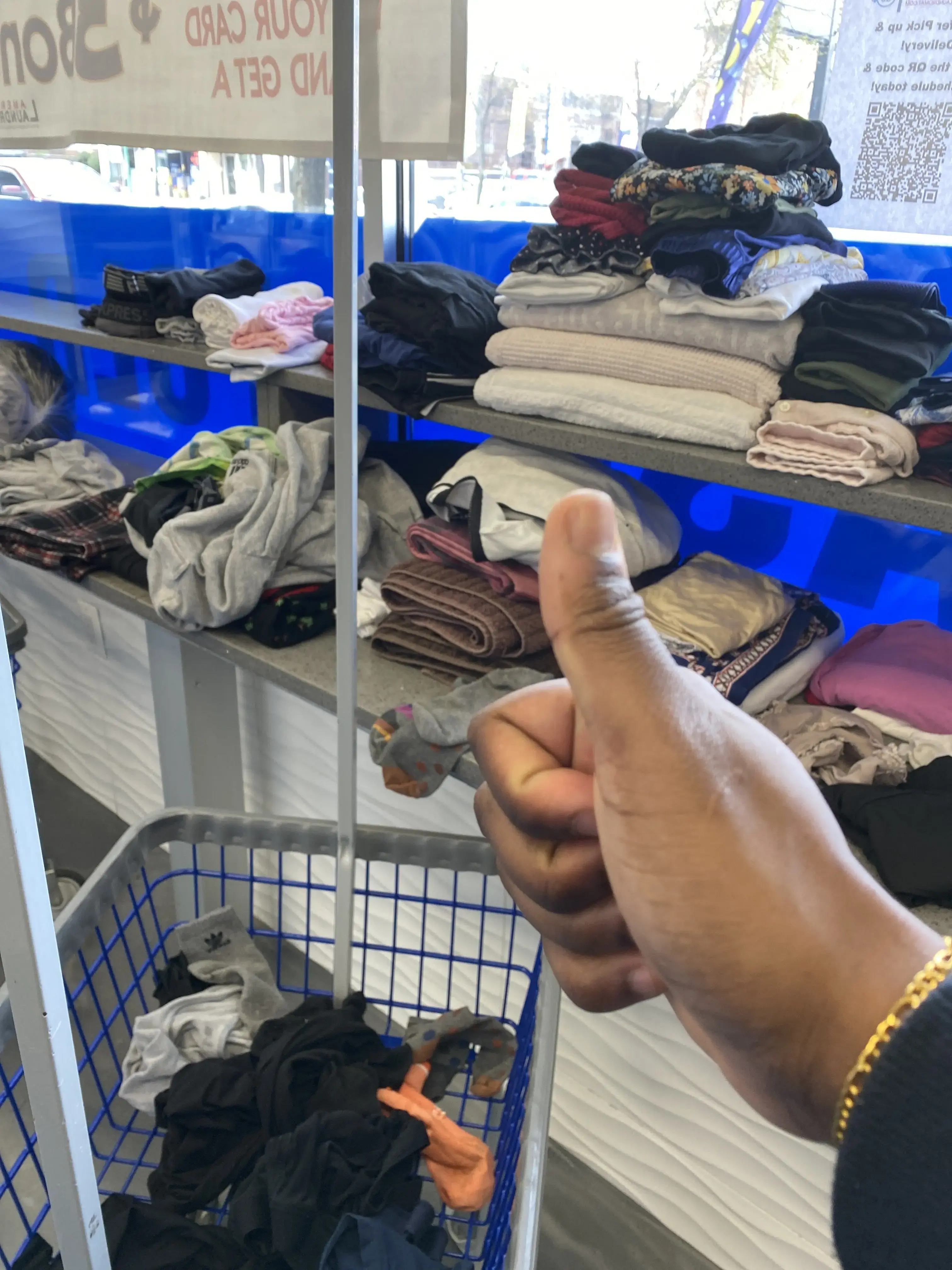 American Laundromat of Orange thumbnail 20