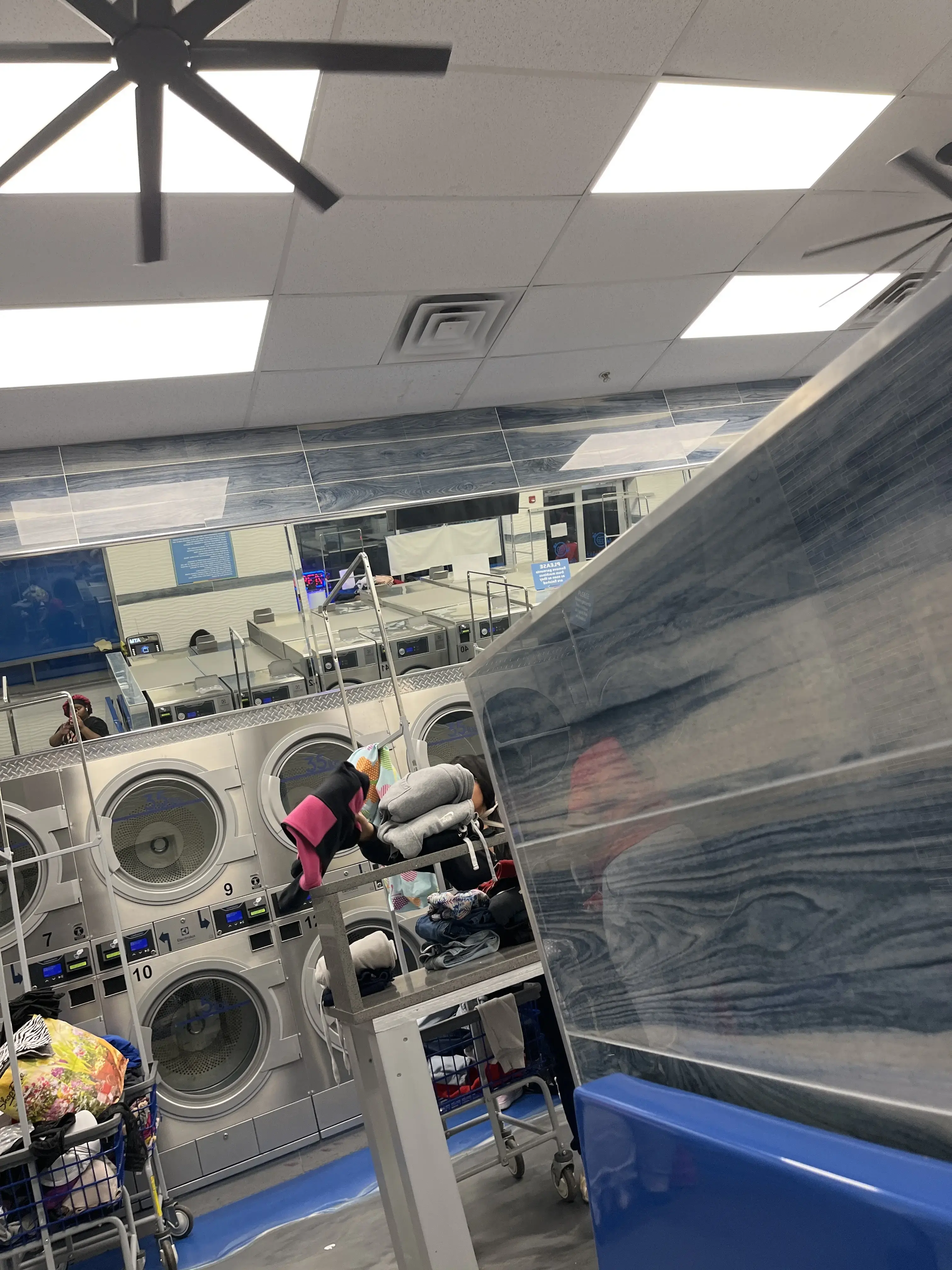 American Laundromat of Orange thumbnail 16