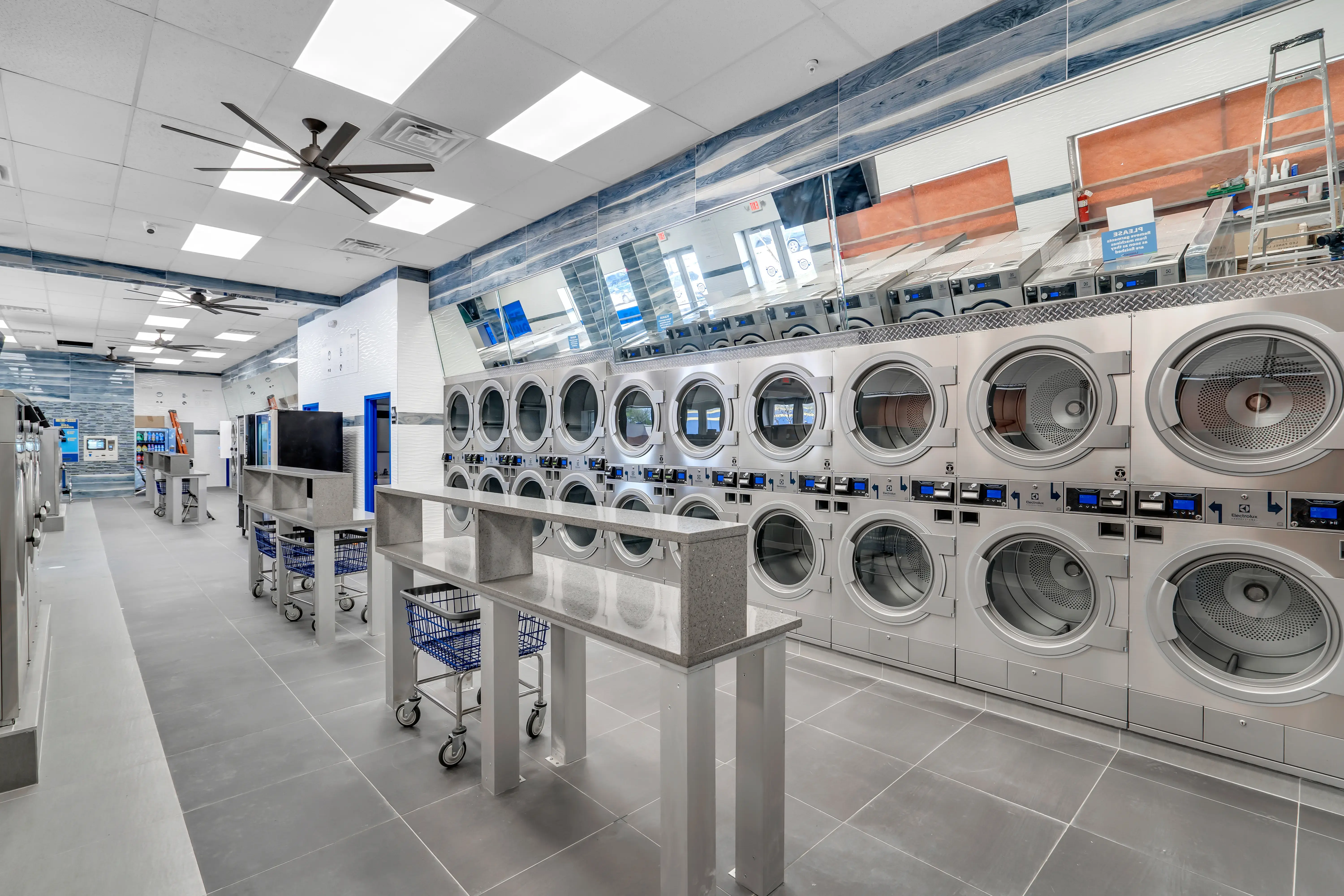 American Laundromat of Orange thumbnail 5
