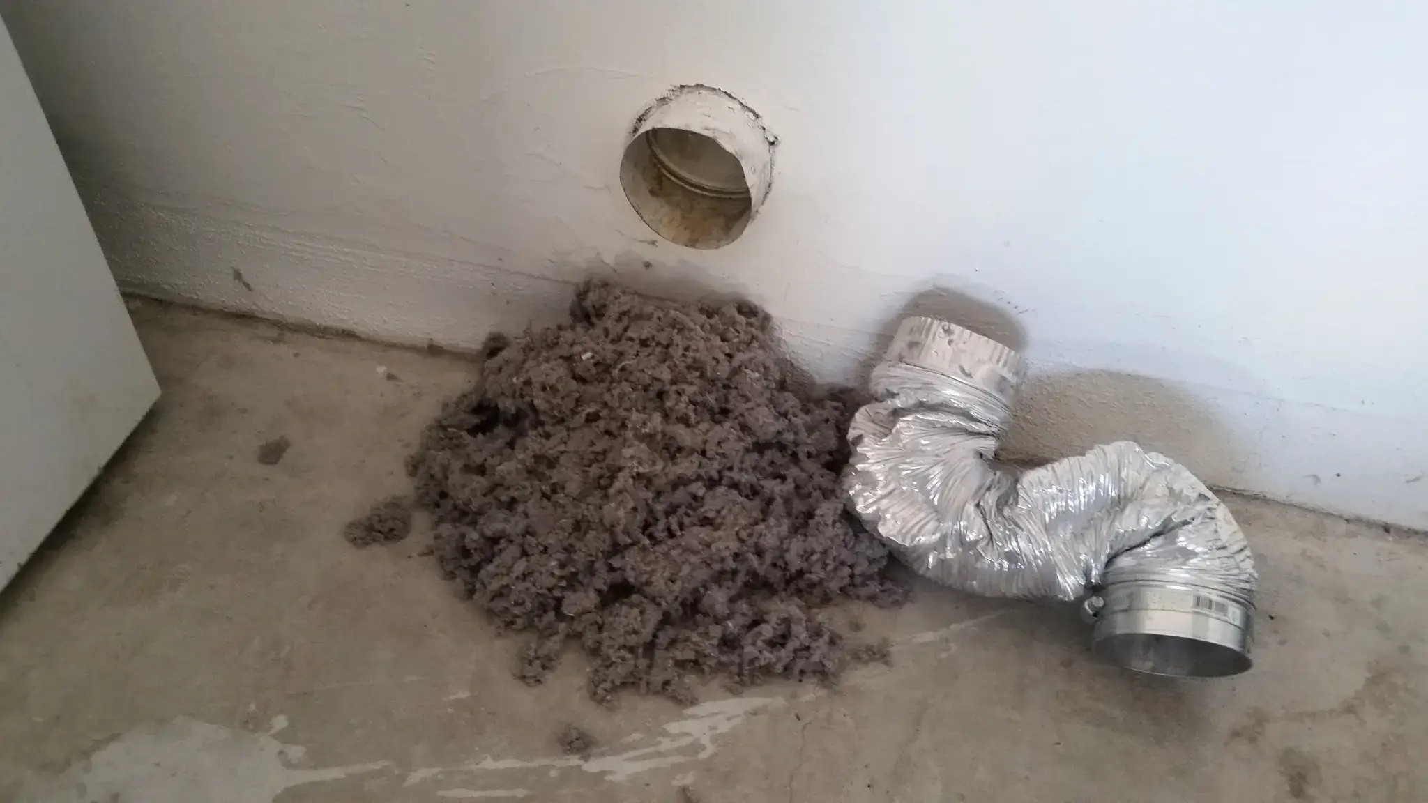 Amerovent Dryer Vent Cleaning - Image 3