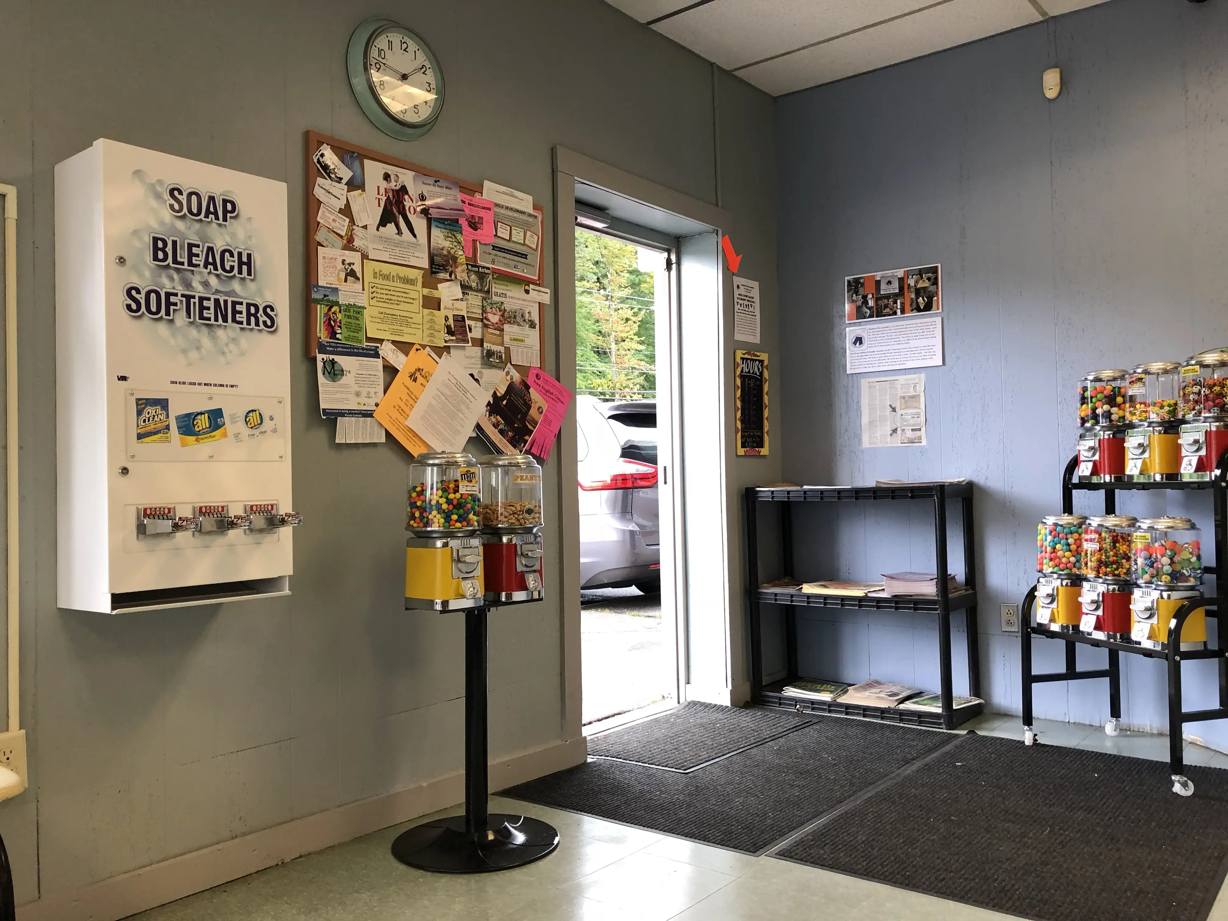 Amherst Eco Laundry - Image 13