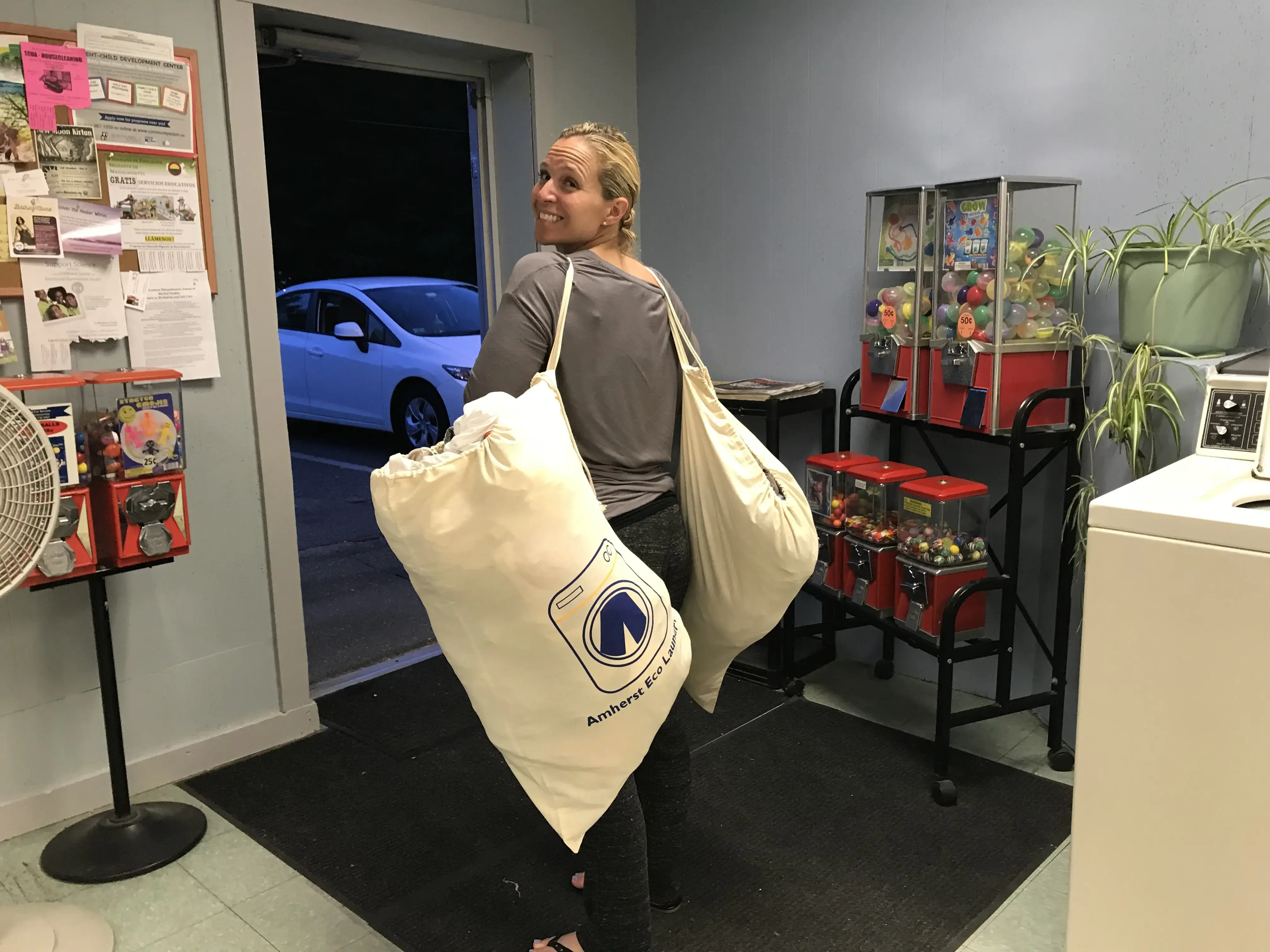 Amherst Eco Laundry - Image 8