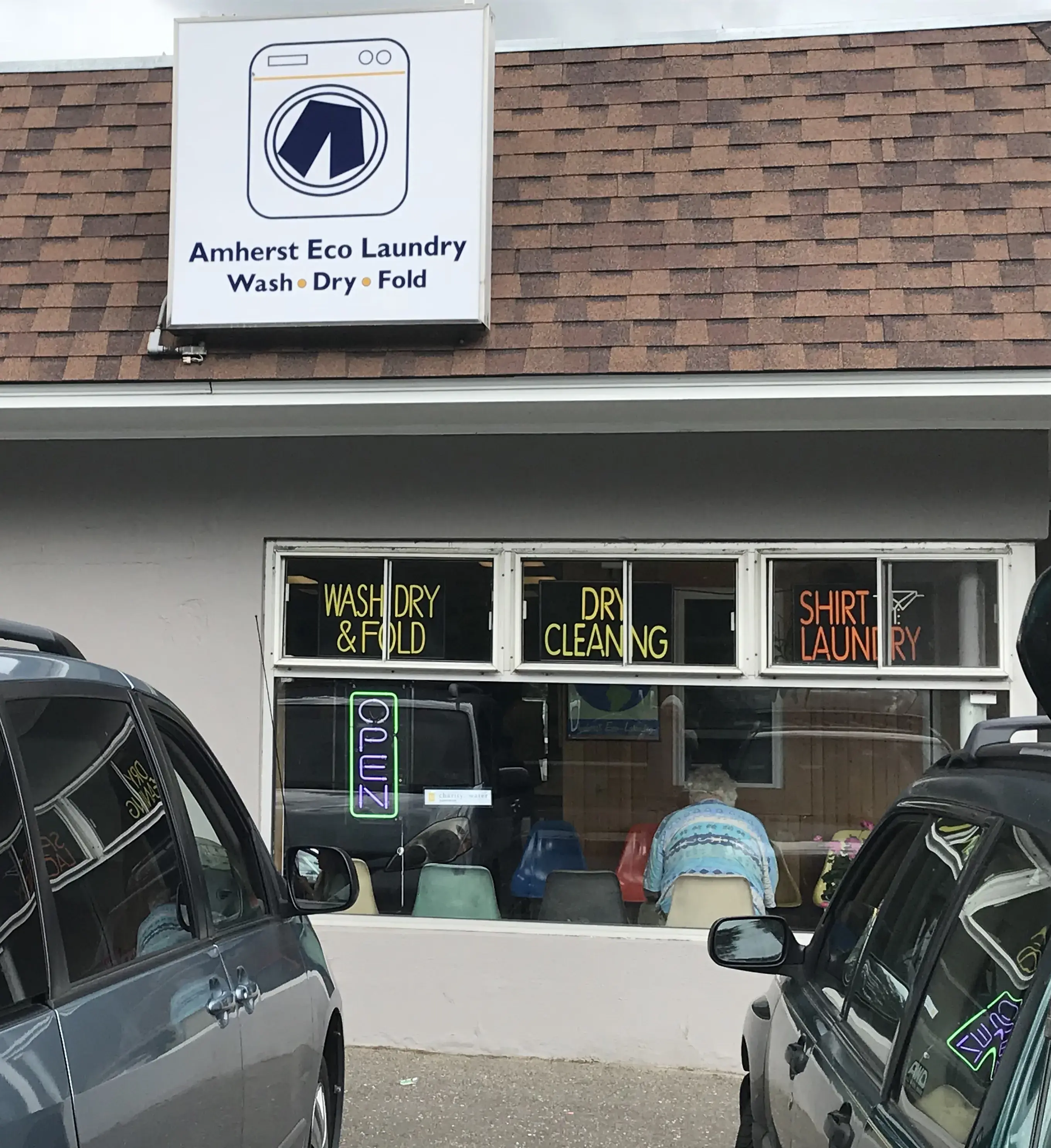 Amherst Eco Laundry - Image 4