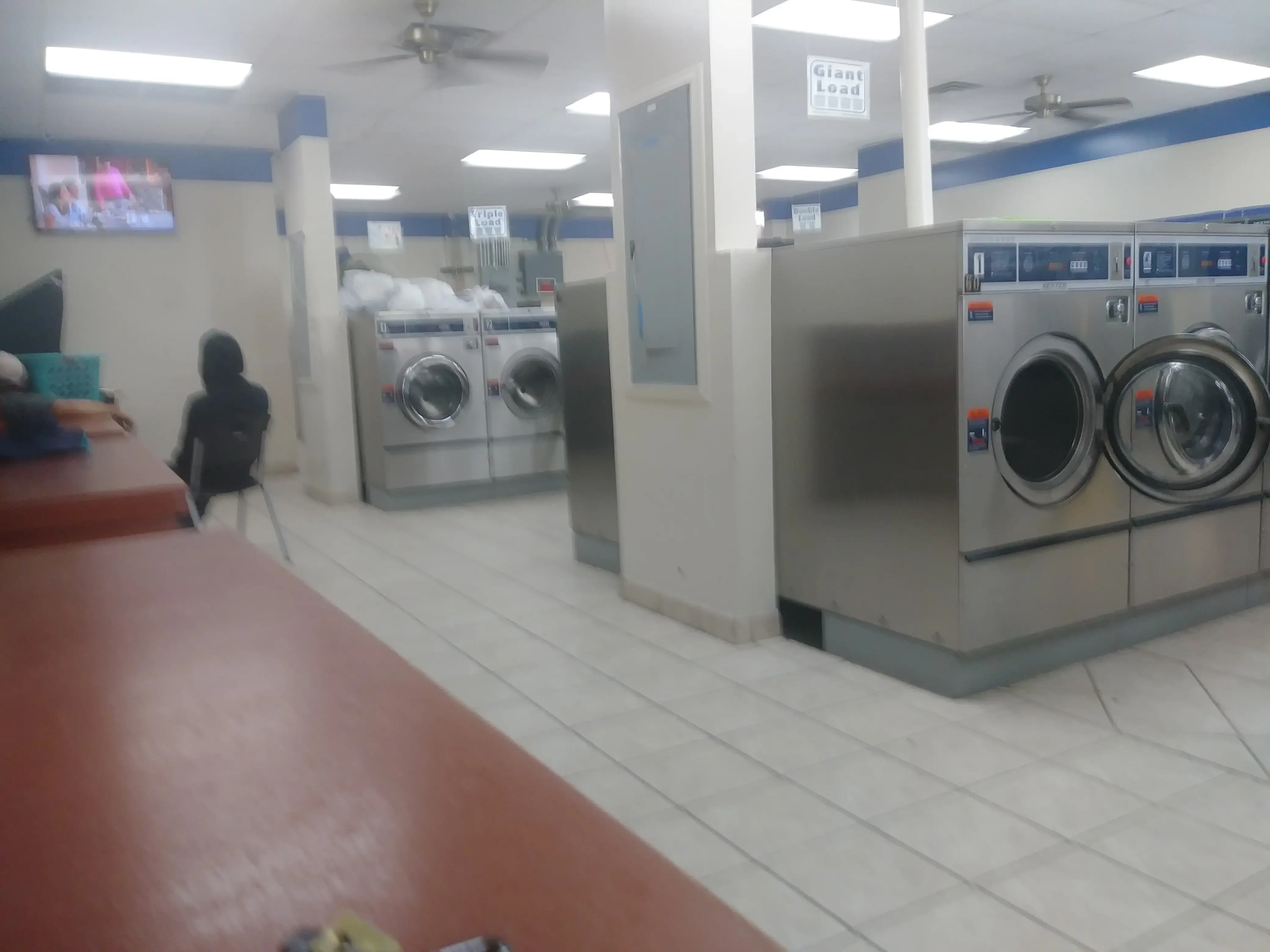 Amigo Coin Laundromat - Image 17