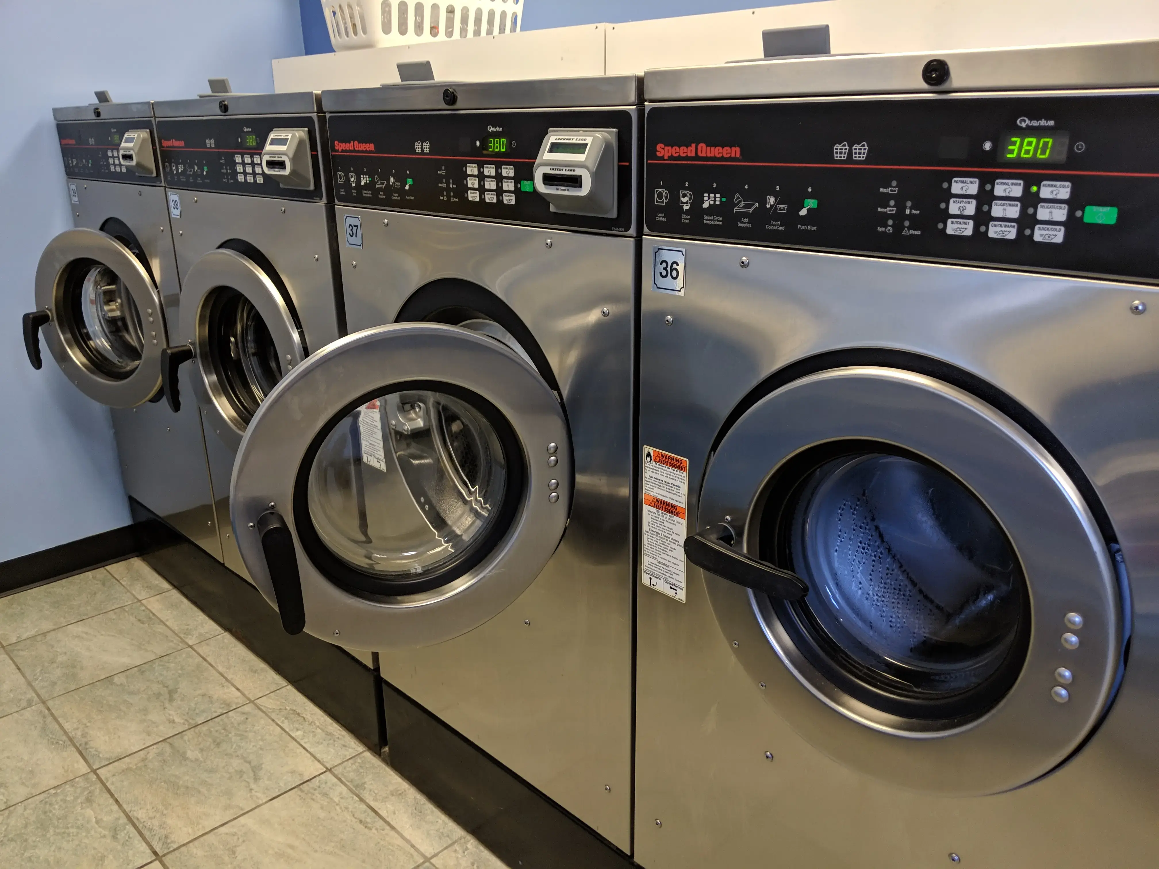 Amos Wash N Dry - Image 18