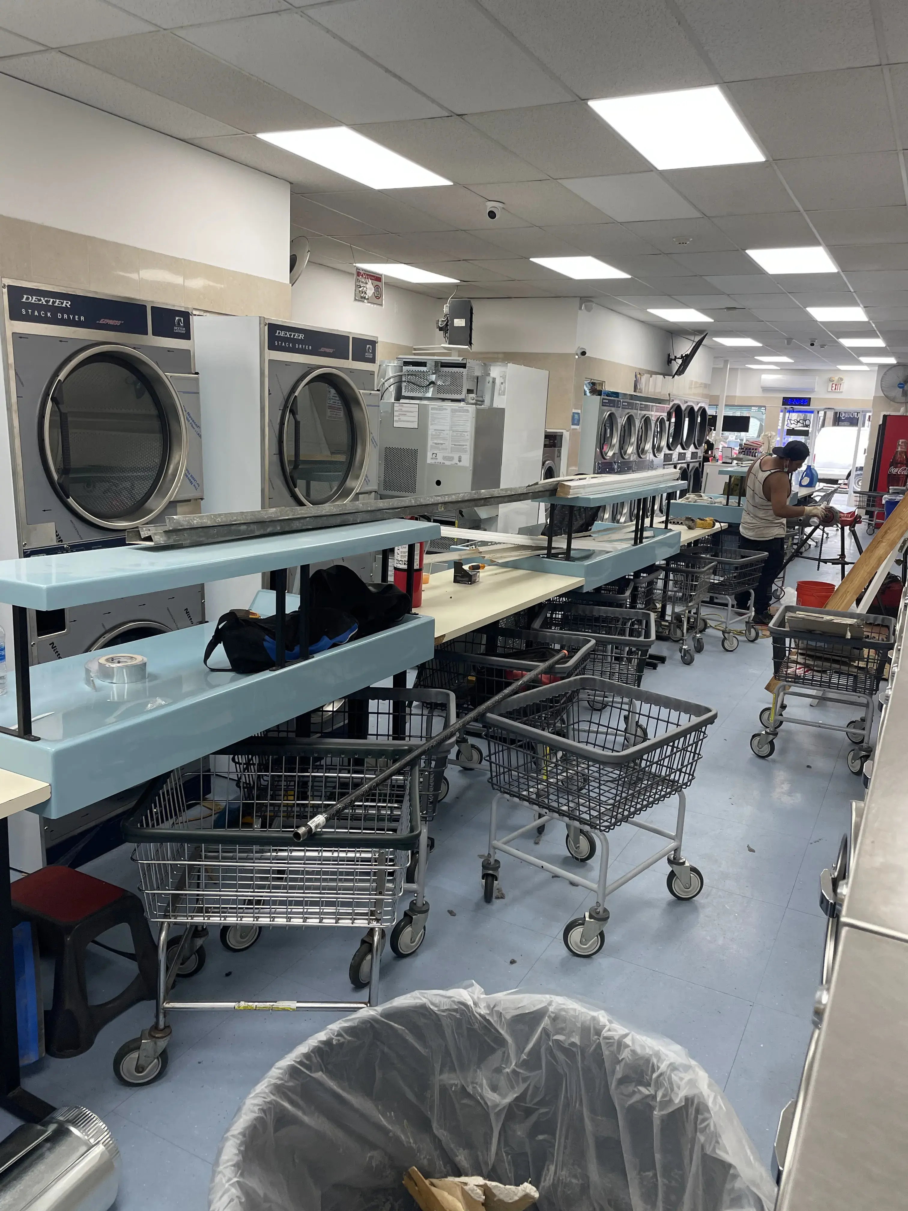 Ana s Laundromat thumbnail 7