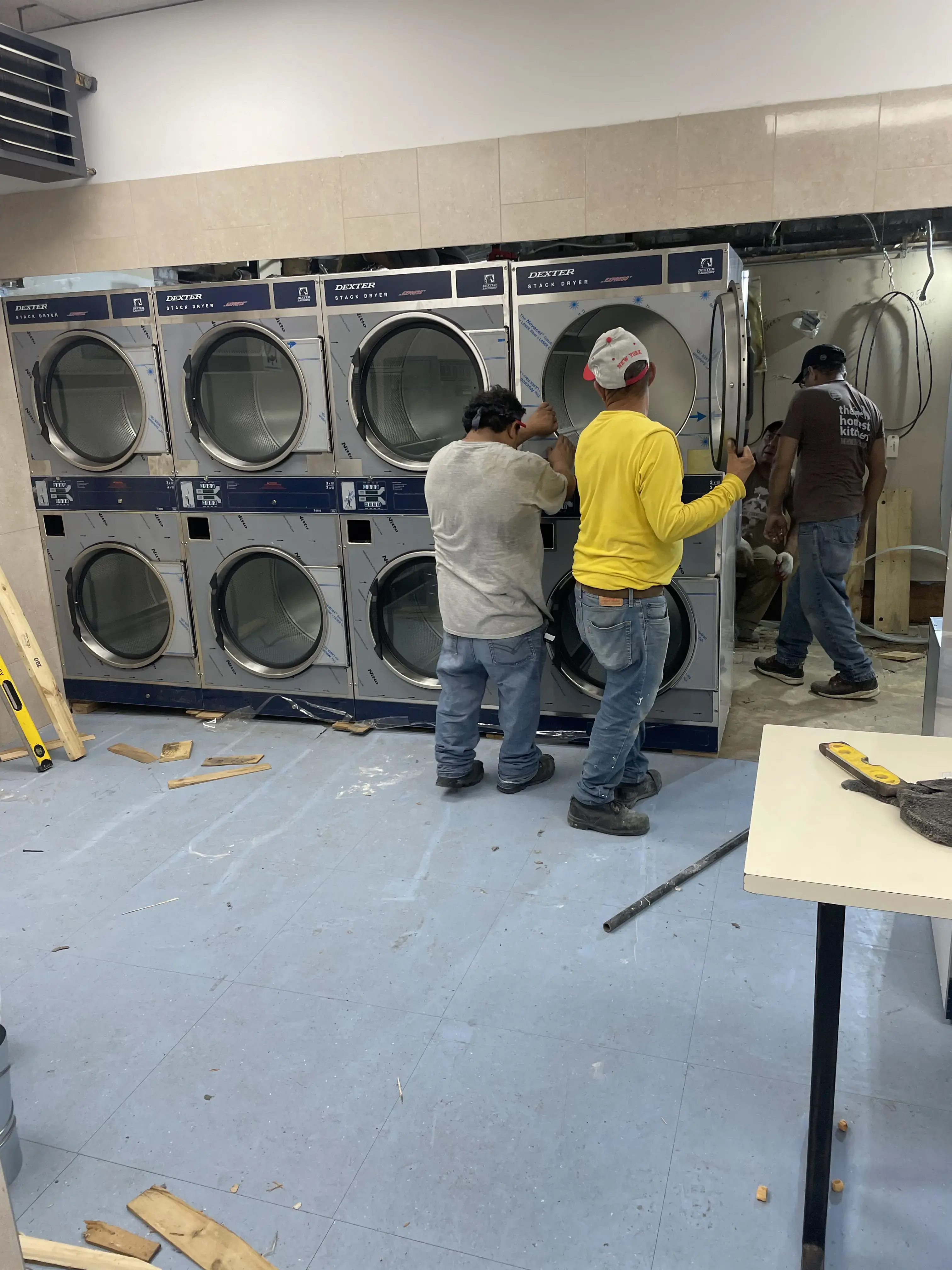 Ana s Laundromat thumbnail 4