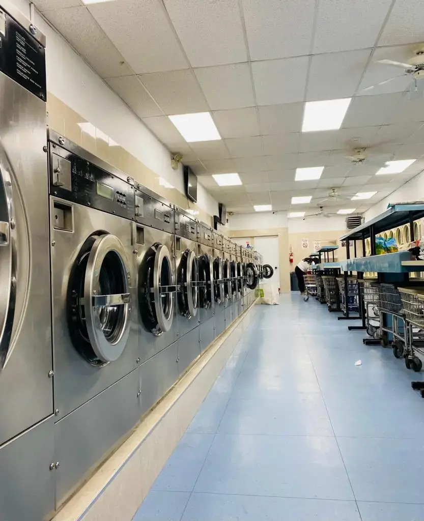 Ana s Laundromat thumbnail 15
