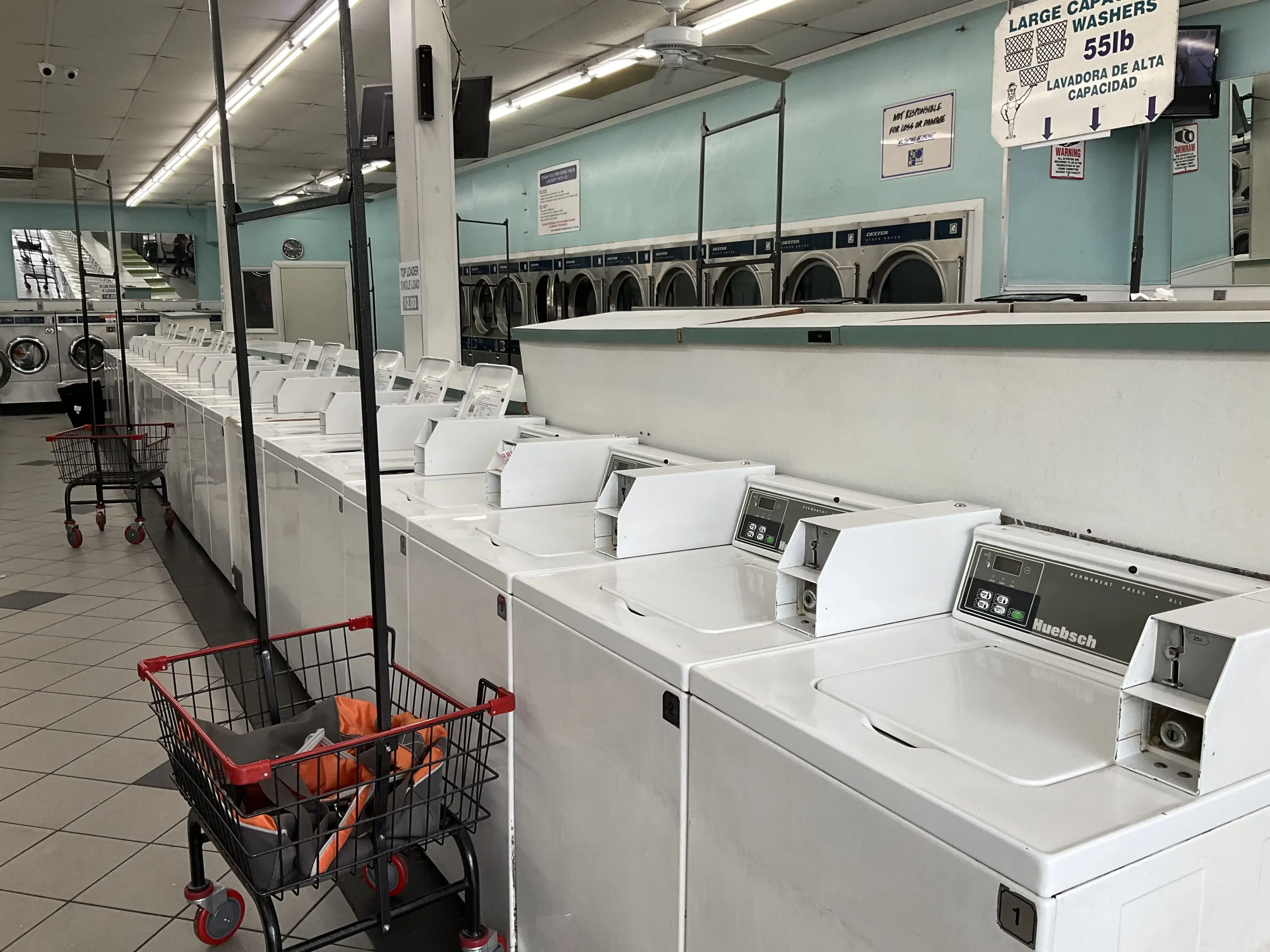 Anaheim Coin Laundry - Image 18