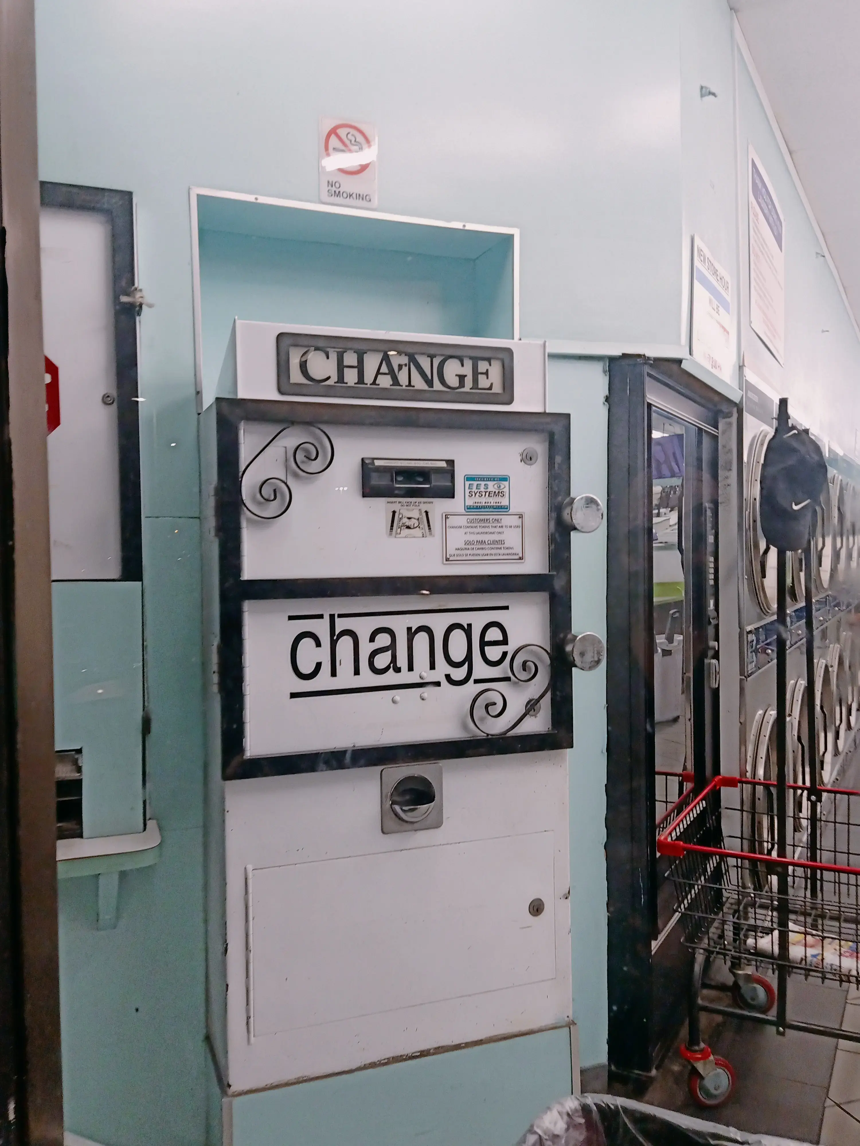 Anaheim Coin Laundry thumbnail 17