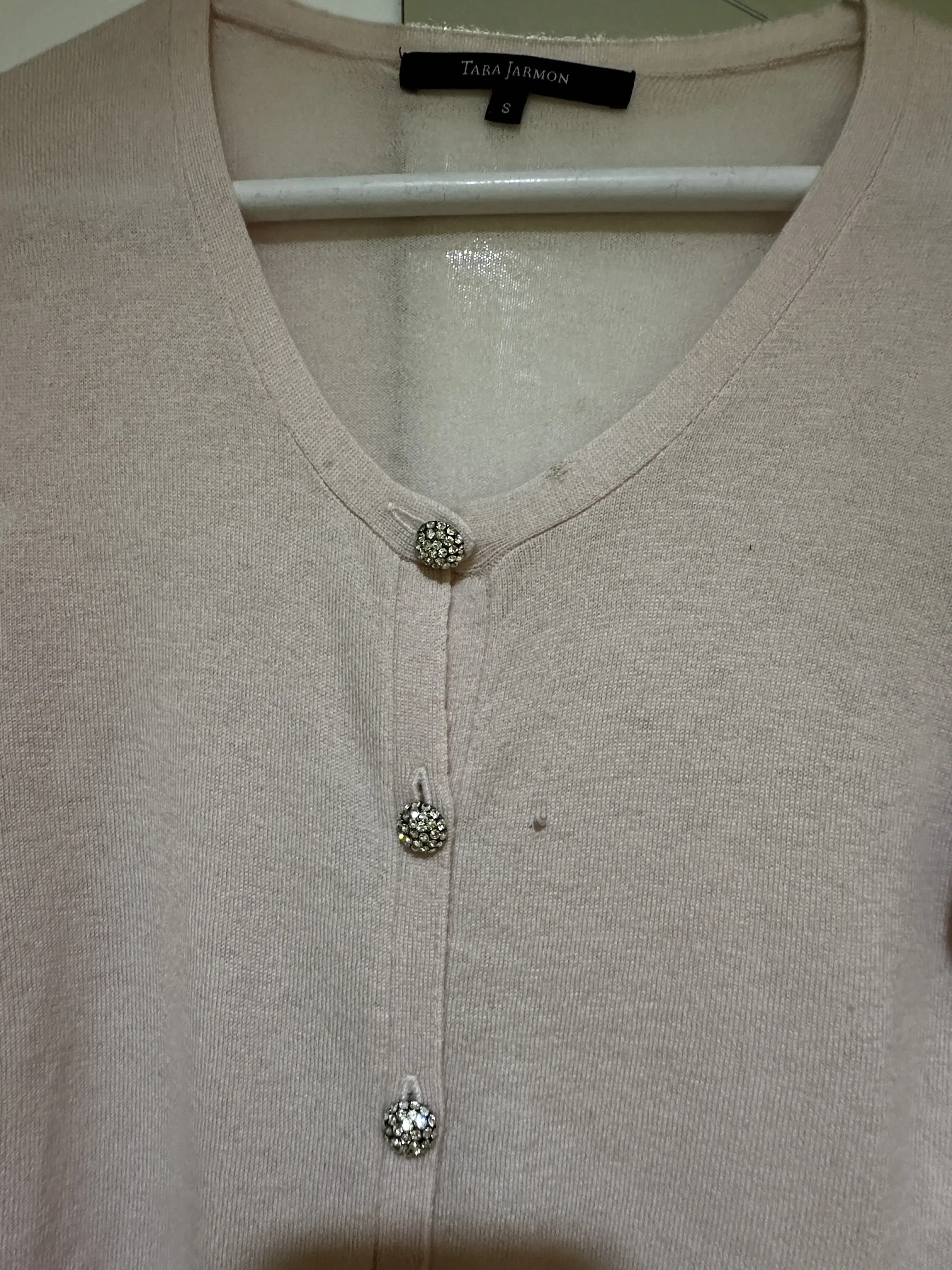 Andrew Howard Dry Cleaners & Tailors thumbnail 8