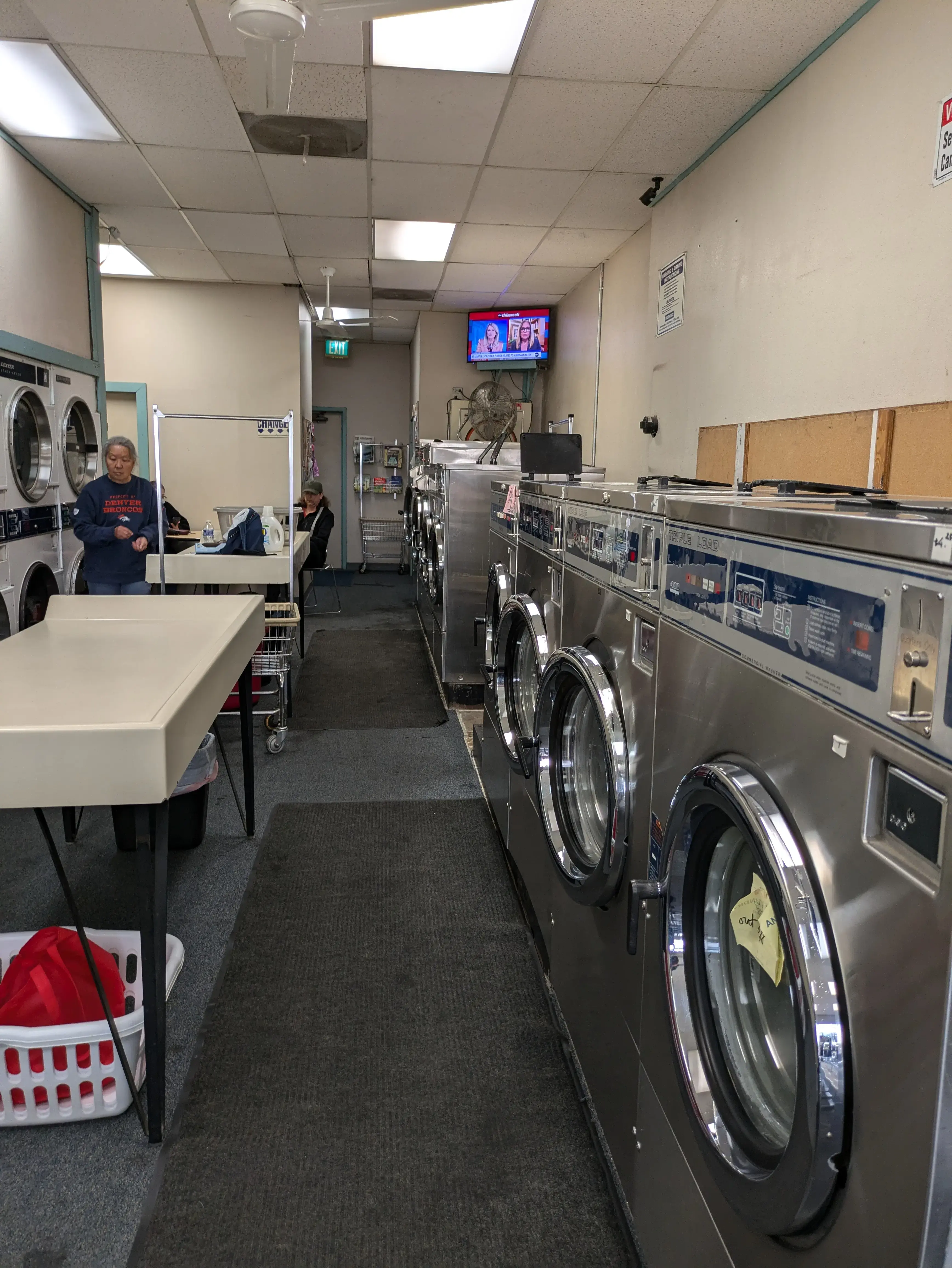 Andy's Laundry thumbnail 1