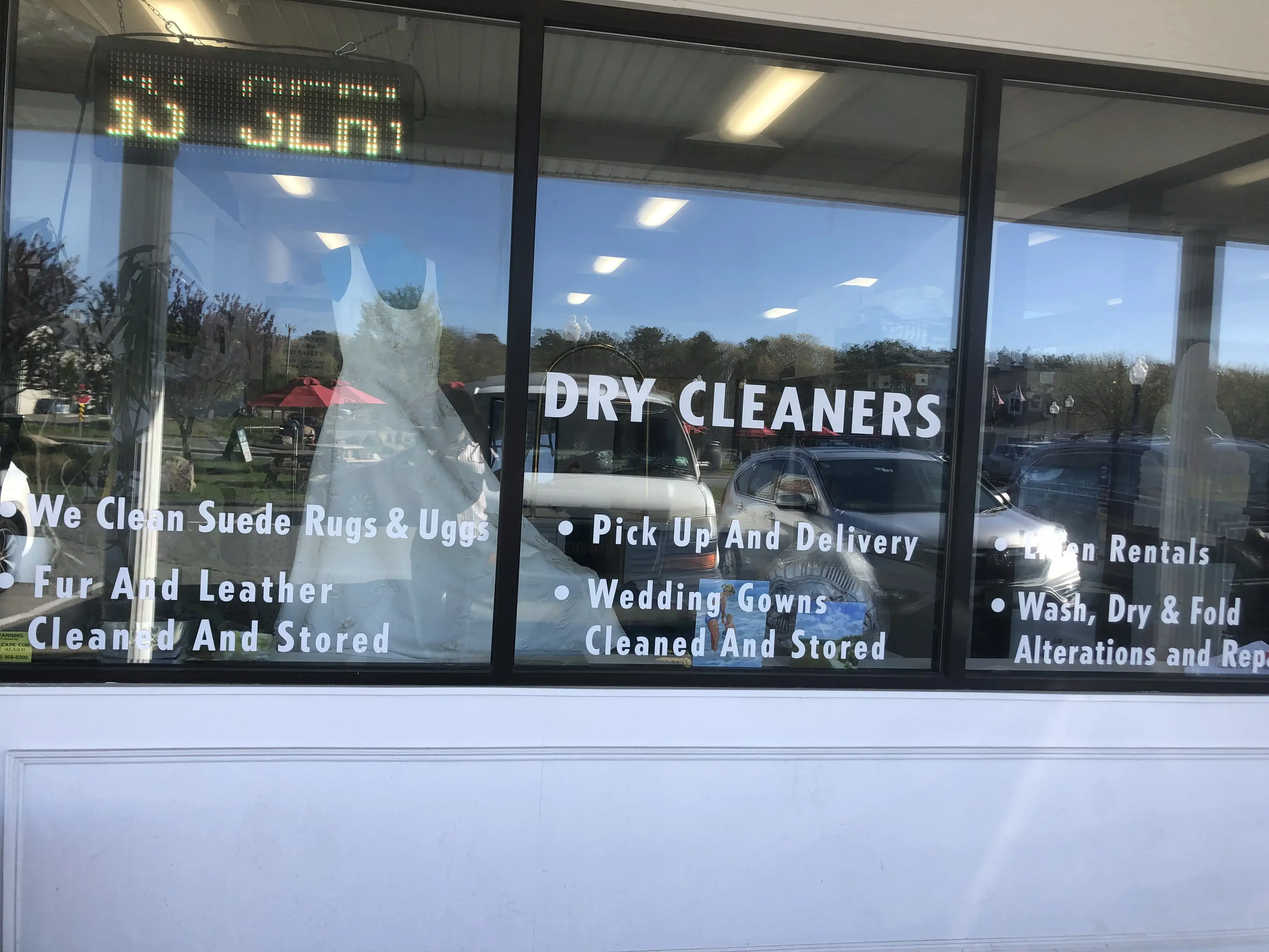 Angel Cleaners & Laundry Services thumbnail 3