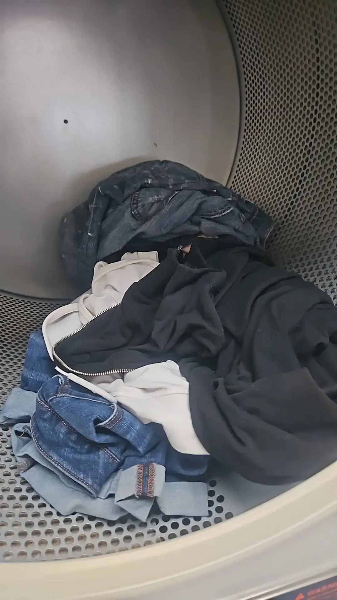 Angie's Laundromat thumbnail 6