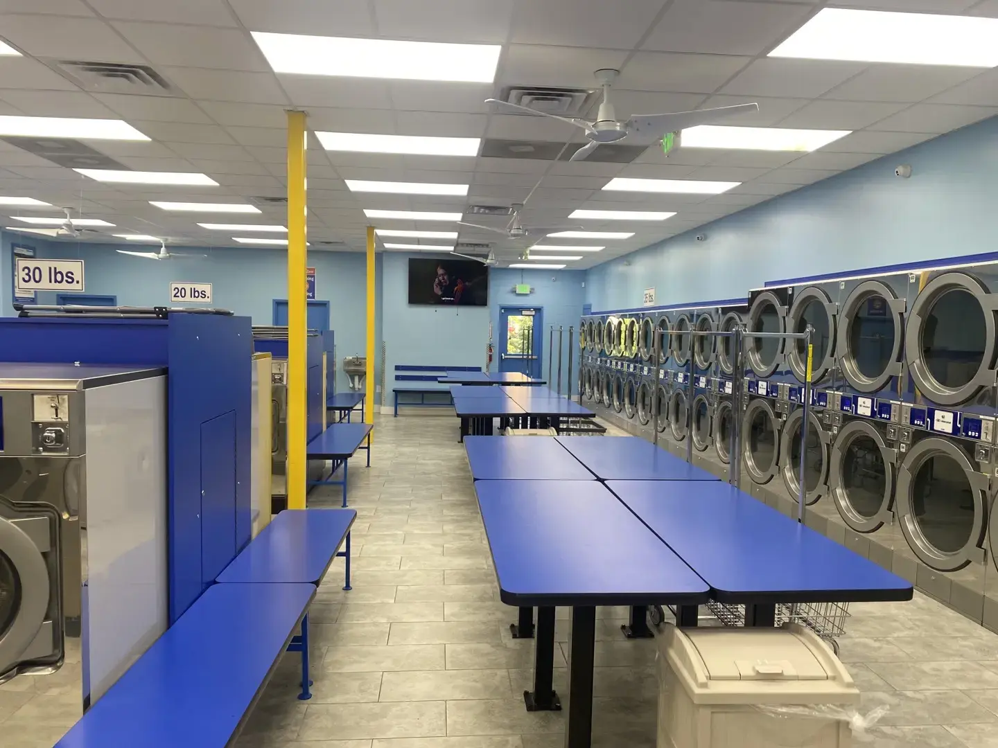 Annandale Laundromat thumbnail 13