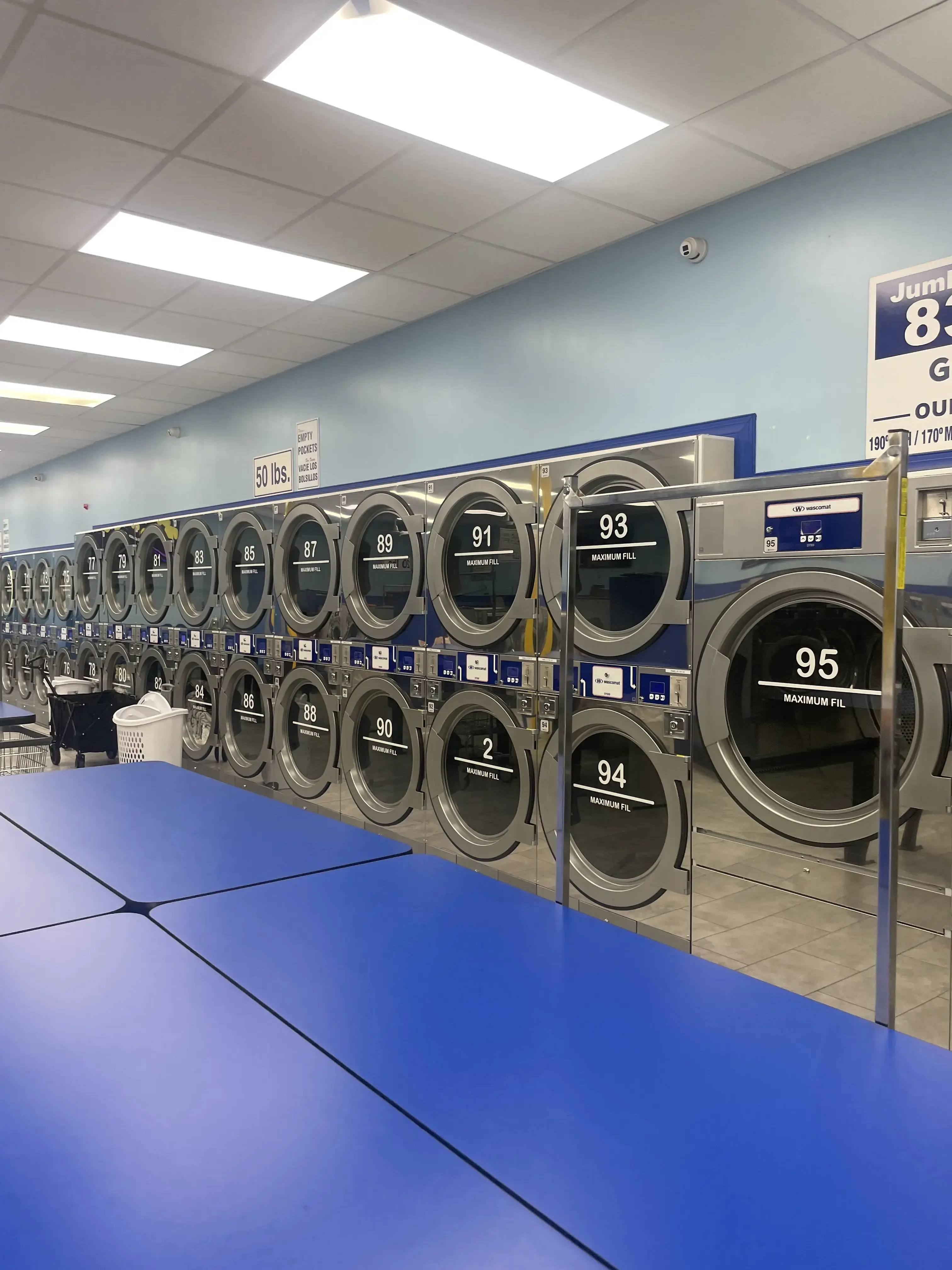 Annandale Laundromat thumbnail 12