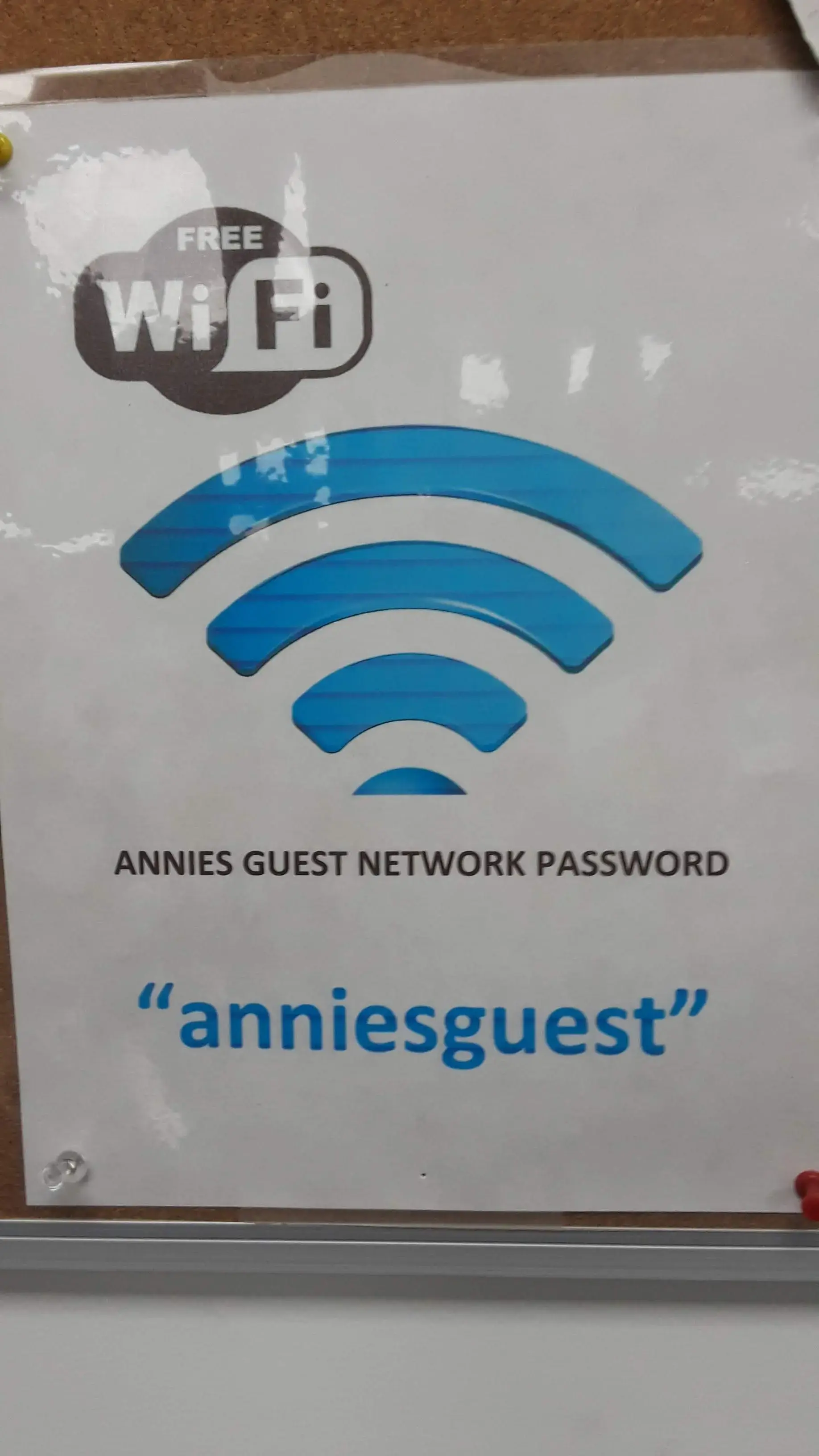 Annie's Express Laundry thumbnail 8