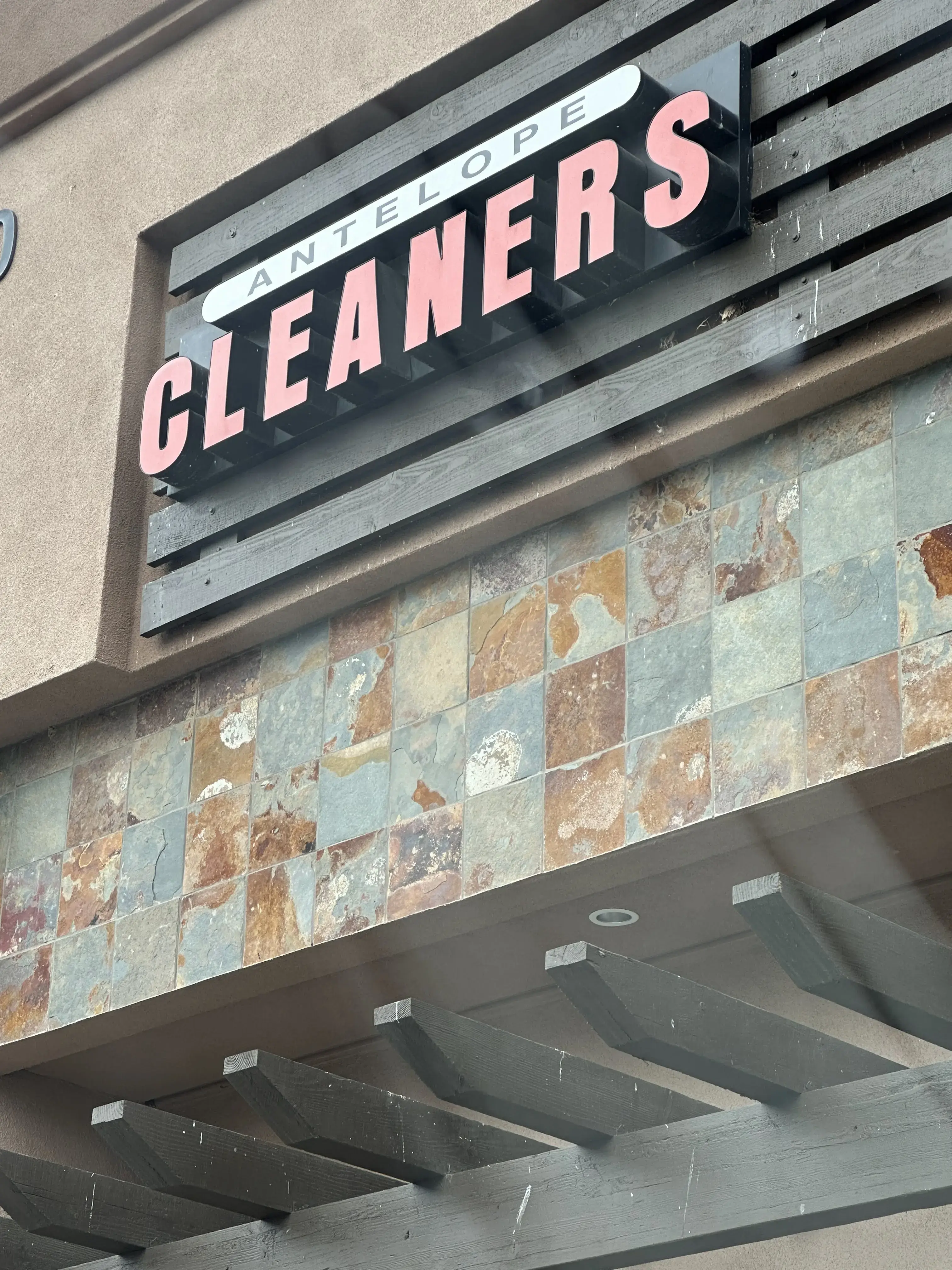 Antelope Dry Cleaners - Image 2