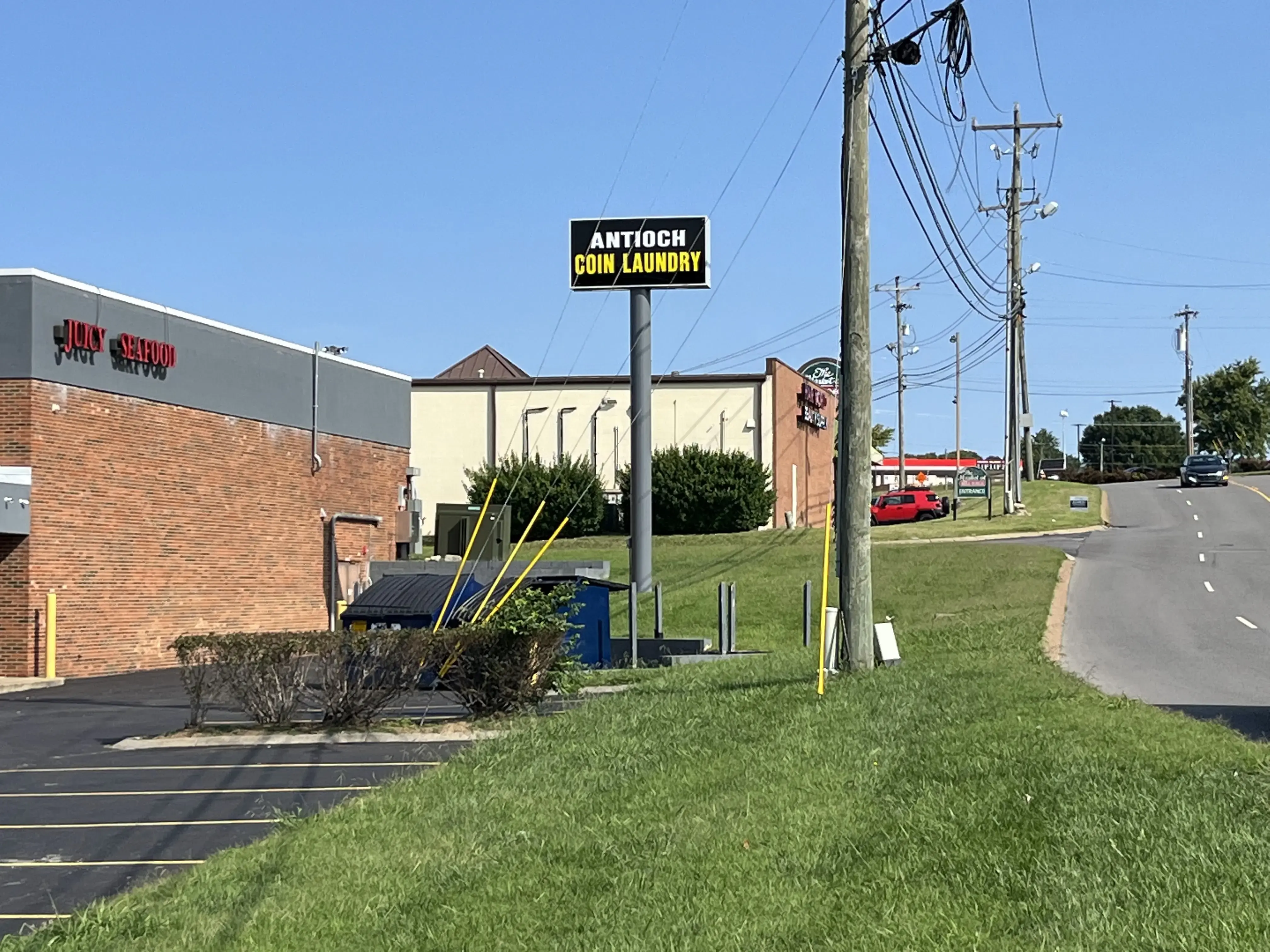 Antioch Coin Laundry thumbnail 12