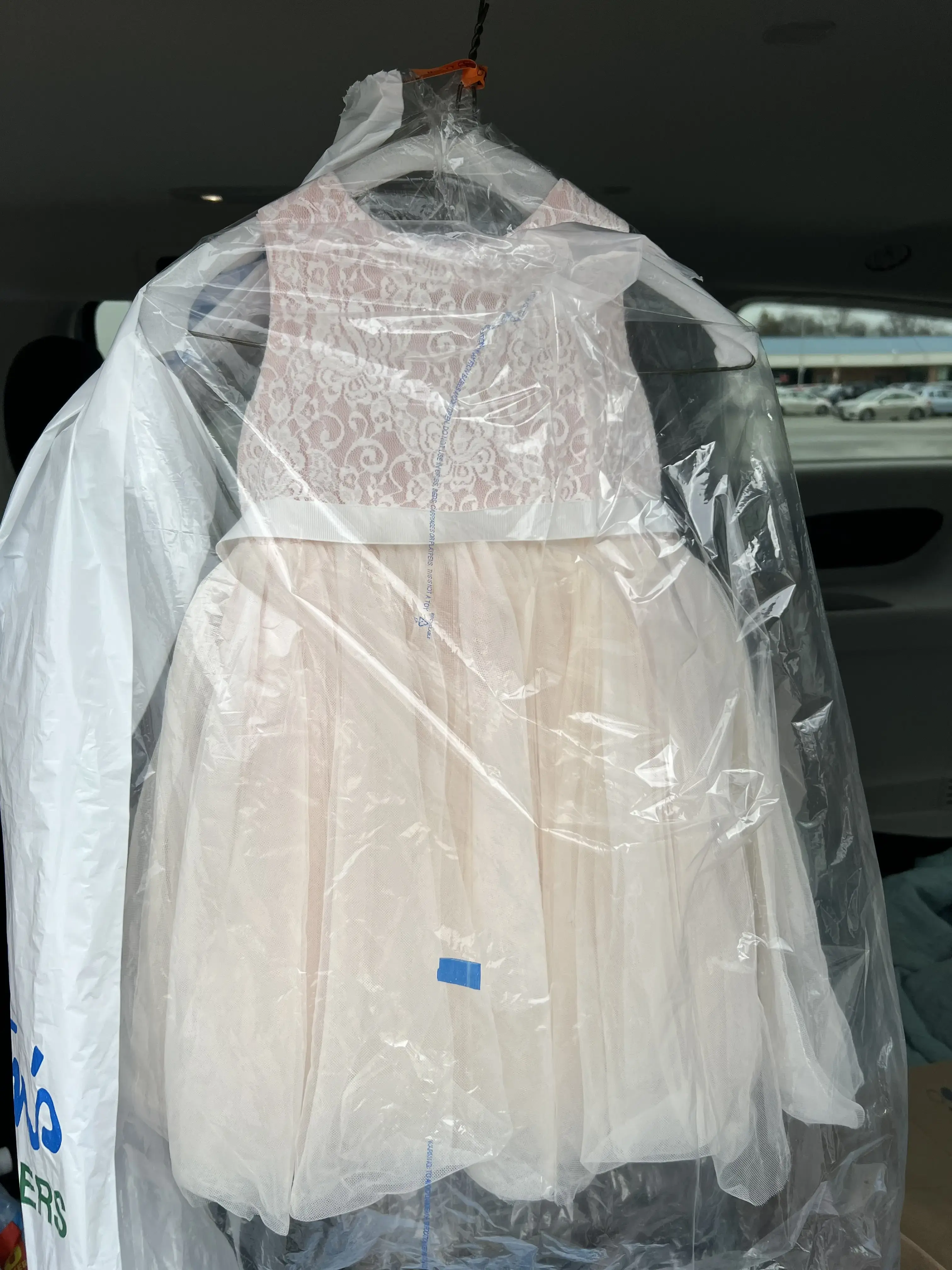 Anton's Cleaners - Image 6