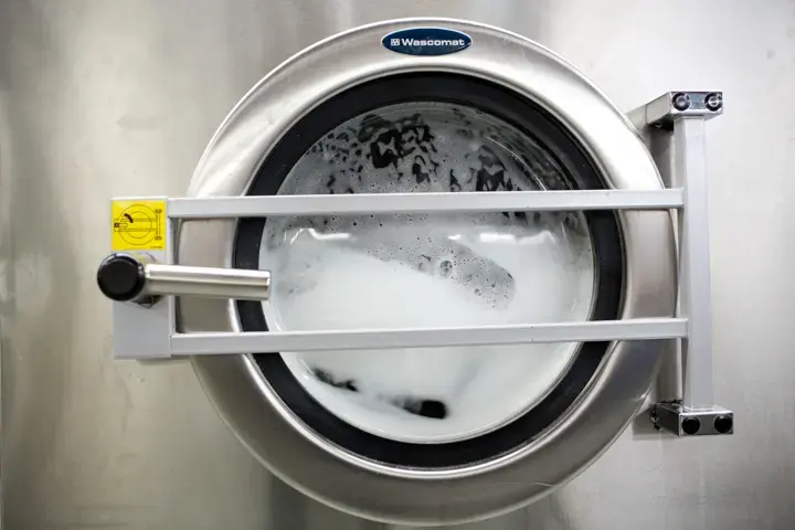 Anton's Cleaners - Image 5