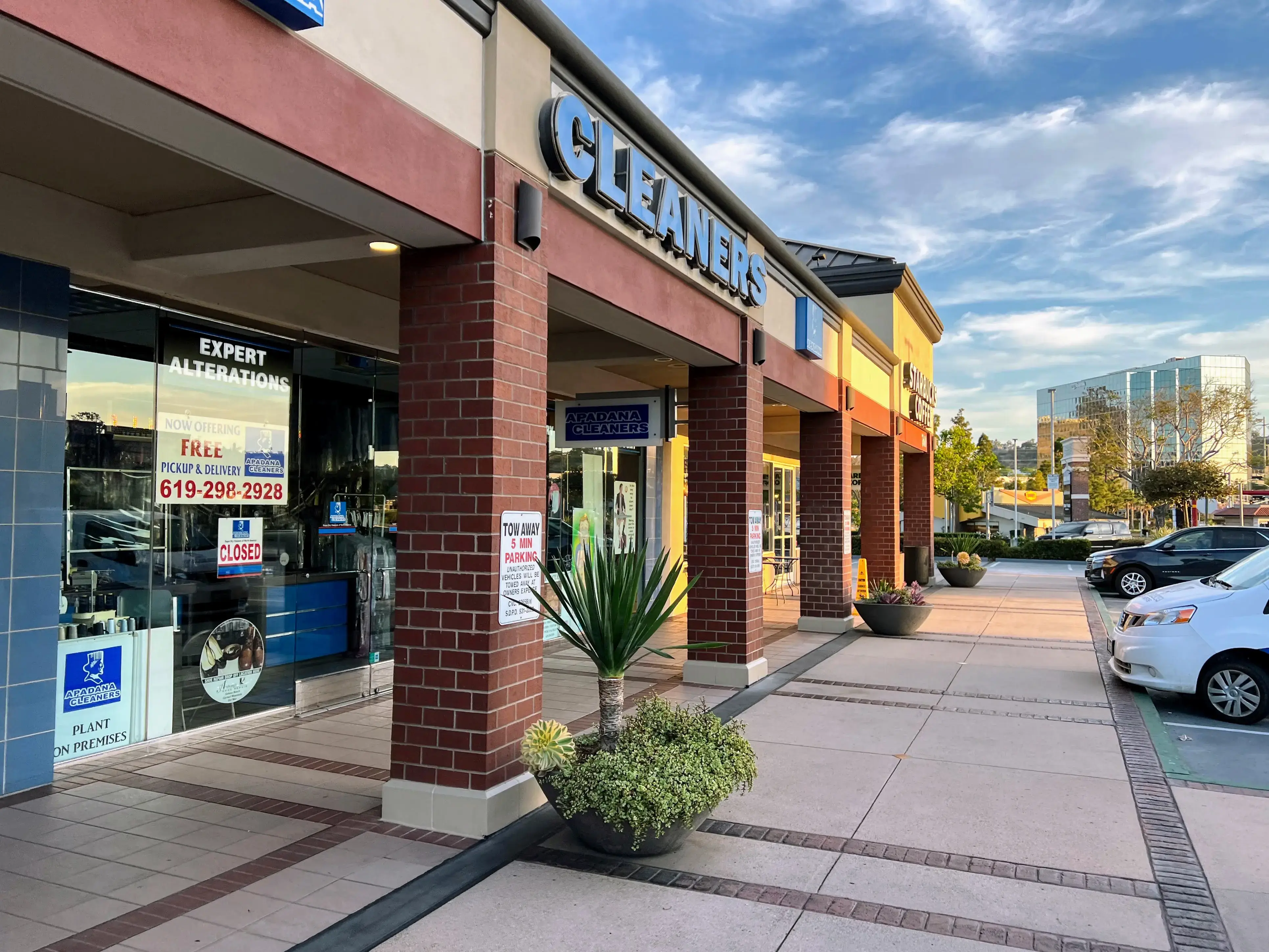 Apadana Cleaners - Image 2