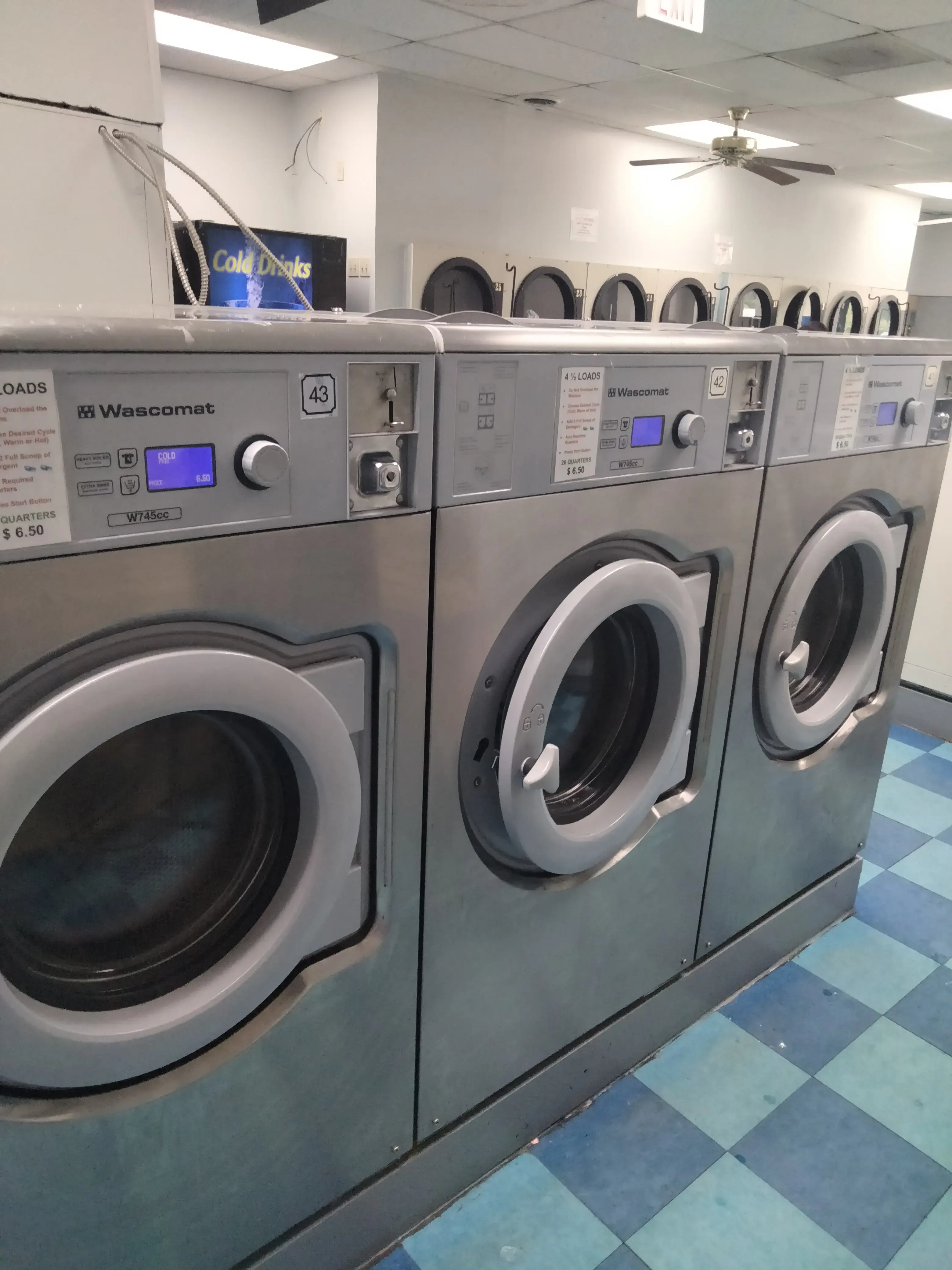Aqua Clean Coin Laundry & Dry Cleaners location
