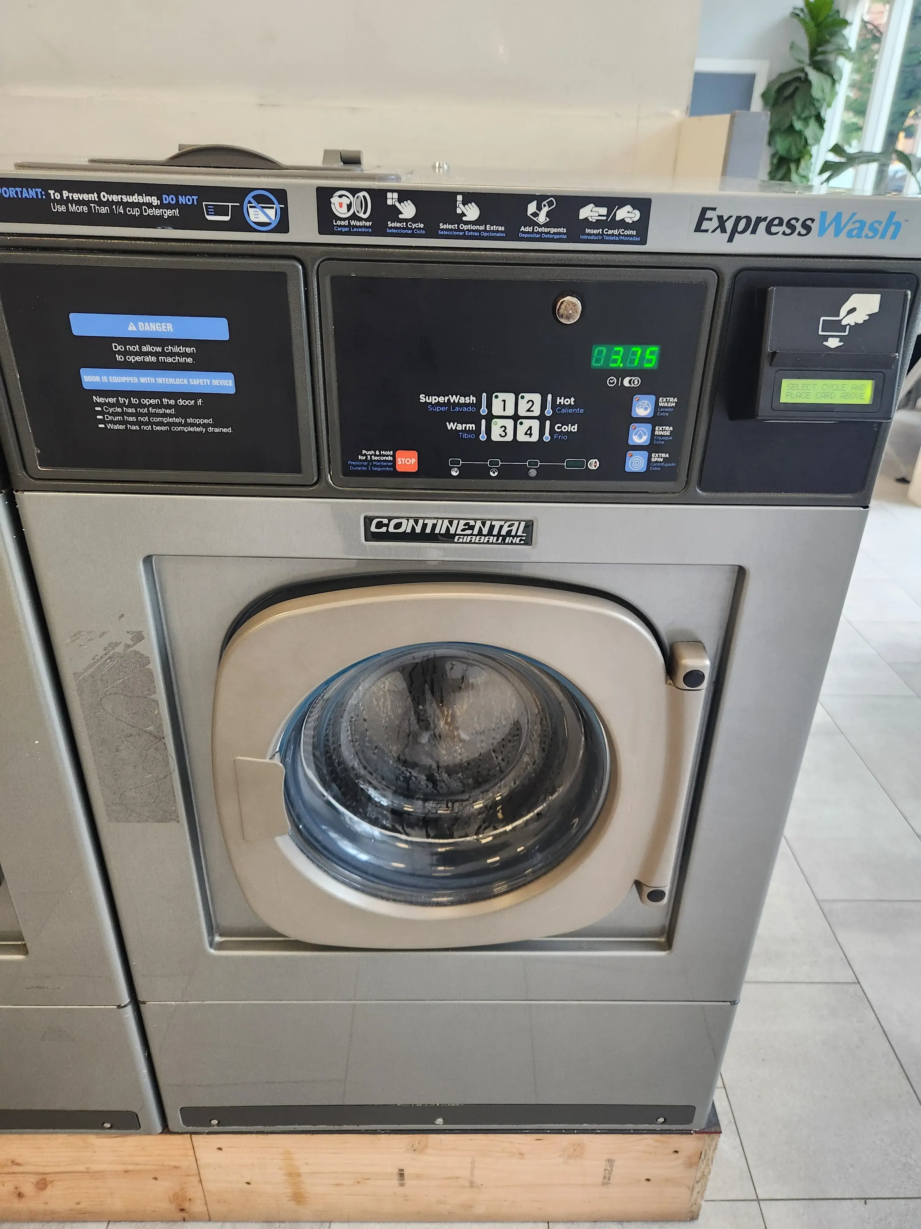 Aqua Laundromat - Image 12