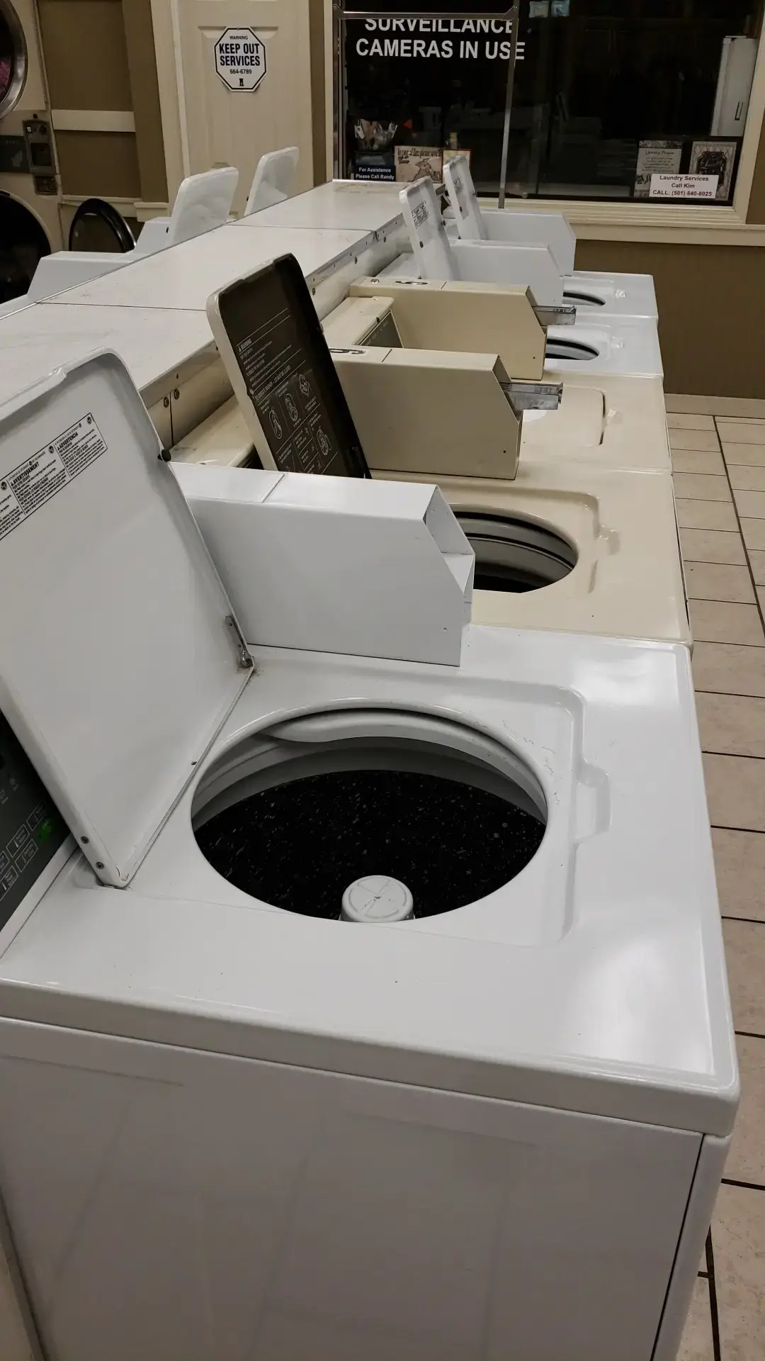 Aqua Wash Coin Laundry thumbnail 5