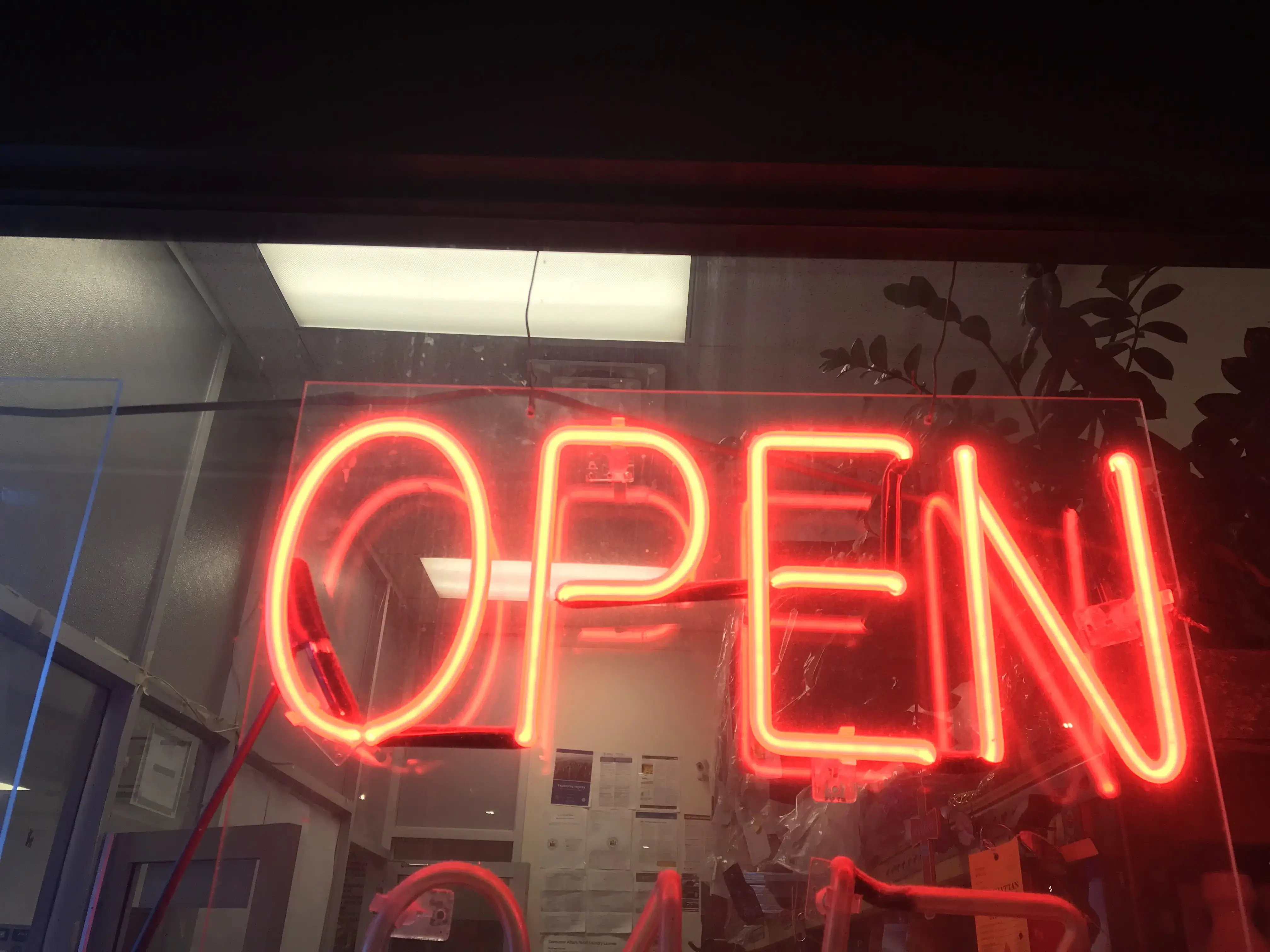 Aqualava Laundromat thumbnail 9