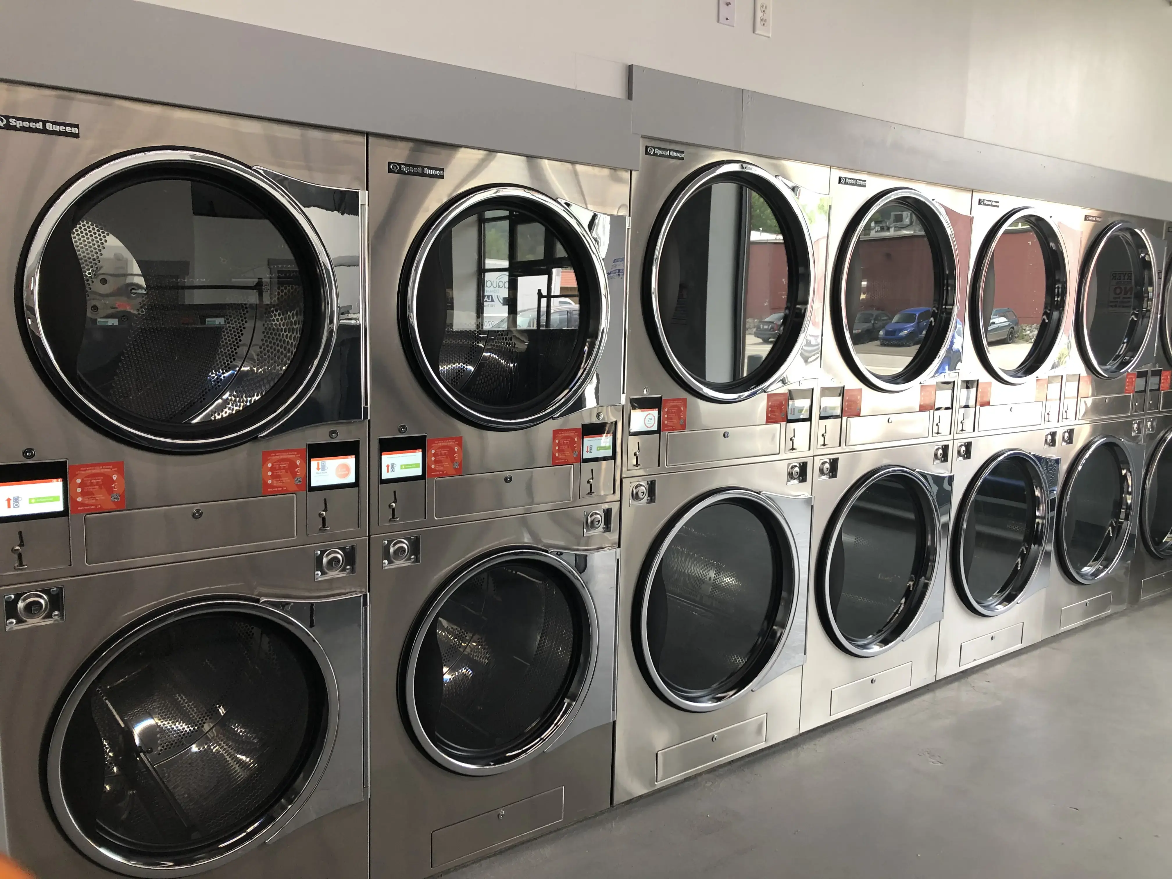 Aquamarine Coin & Commercial Laundry location