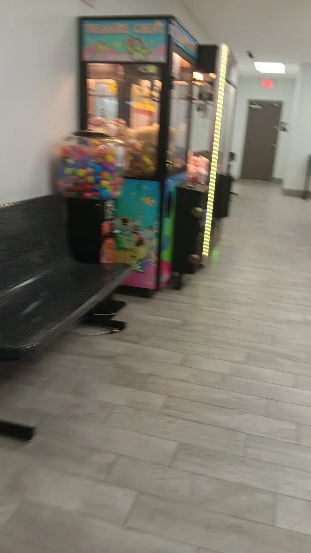 A&R Laundromat thumbnail 12