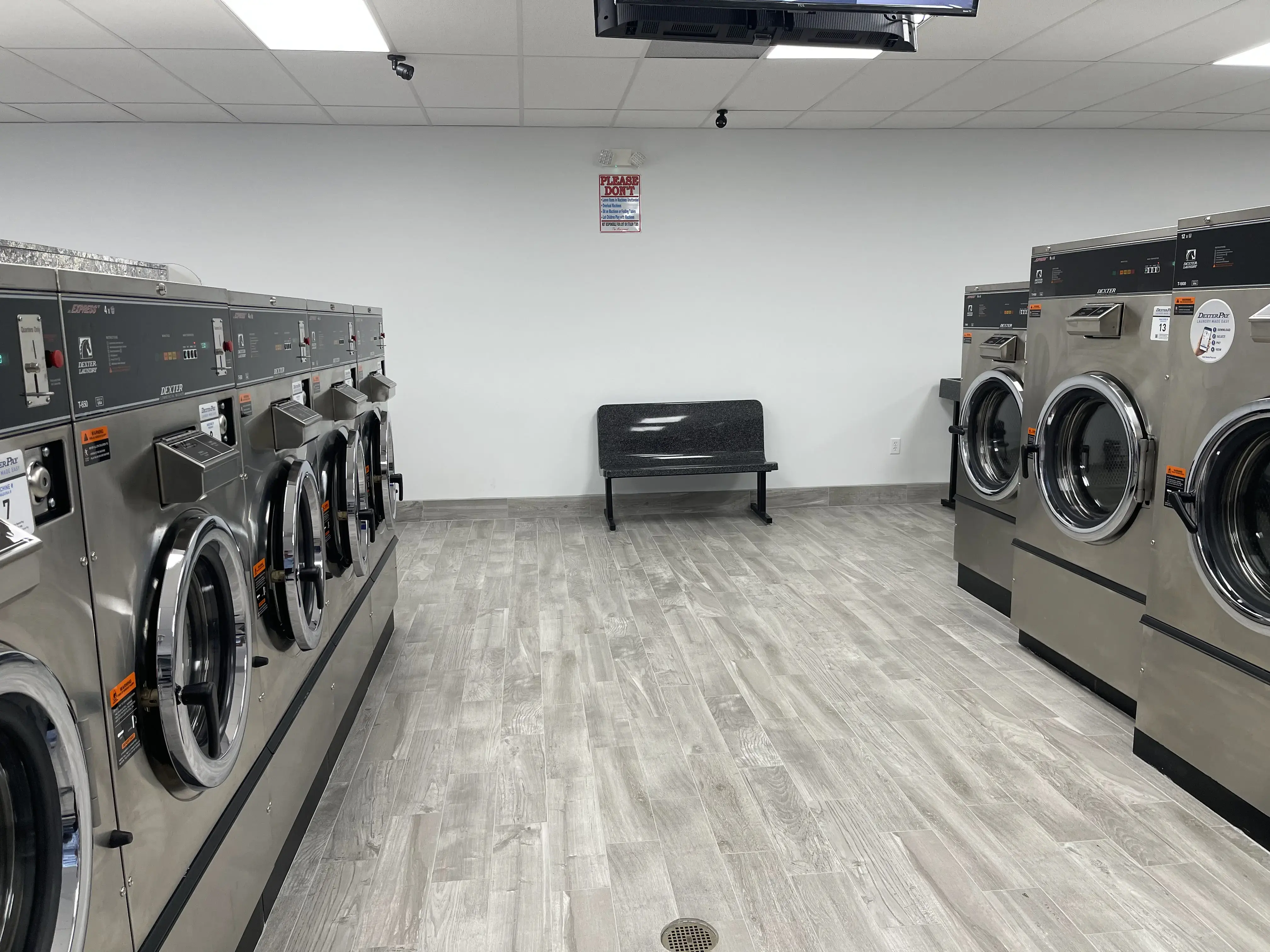 A&R Laundromat thumbnail 2
