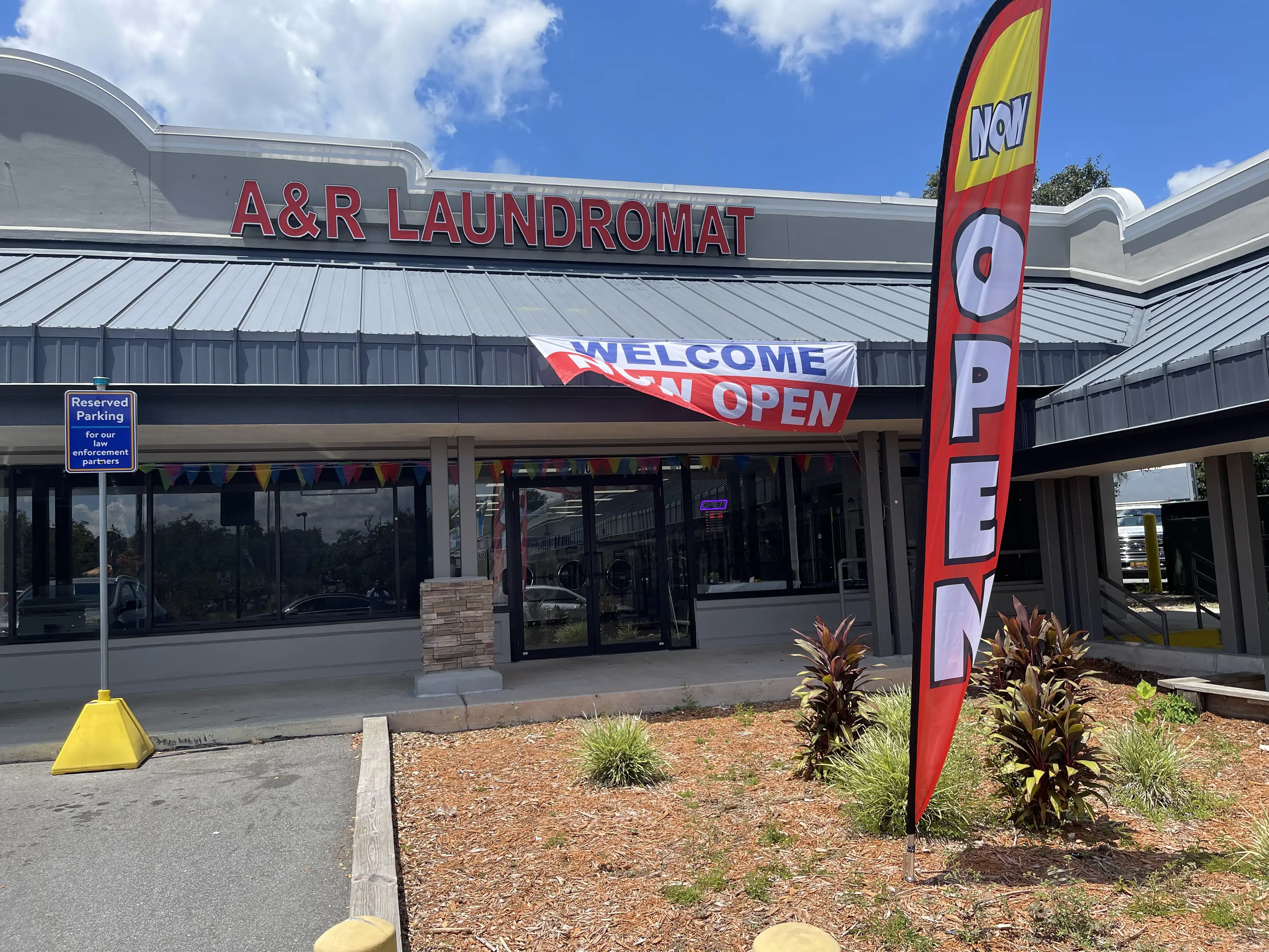 A&R Laundromat thumbnail 3