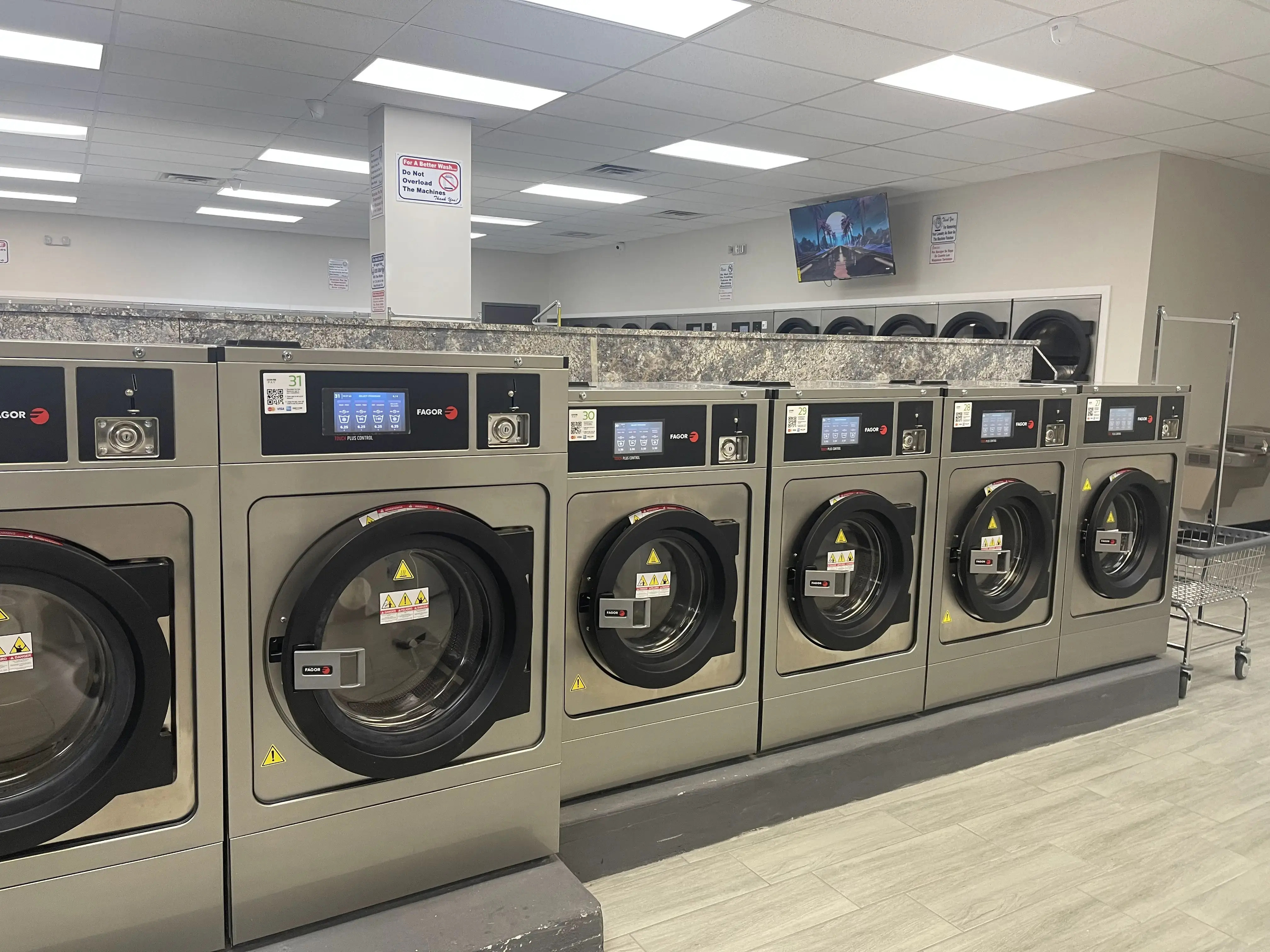 A&R Laundromat thumbnail 12