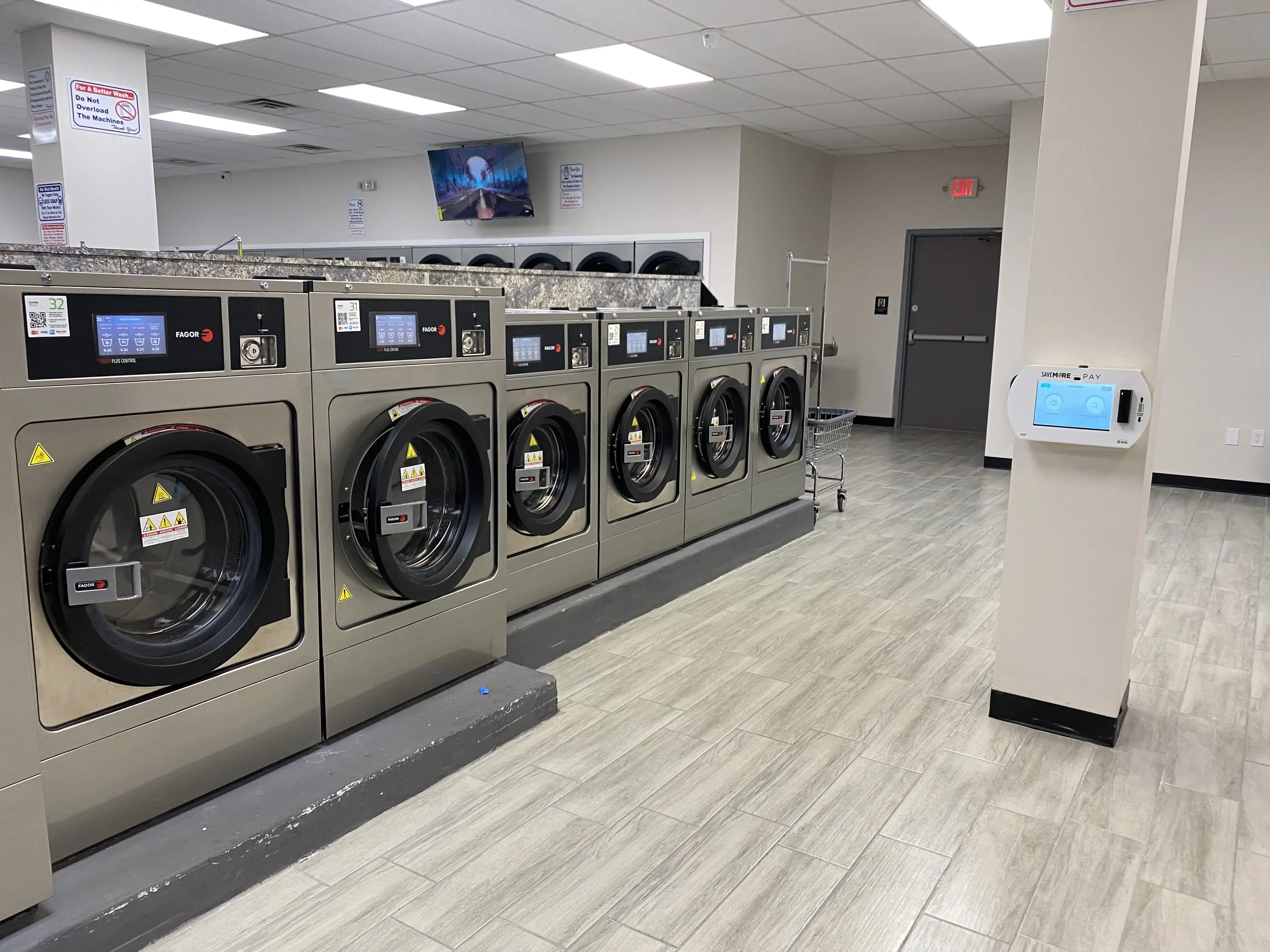 A&R Laundromat - Image 15