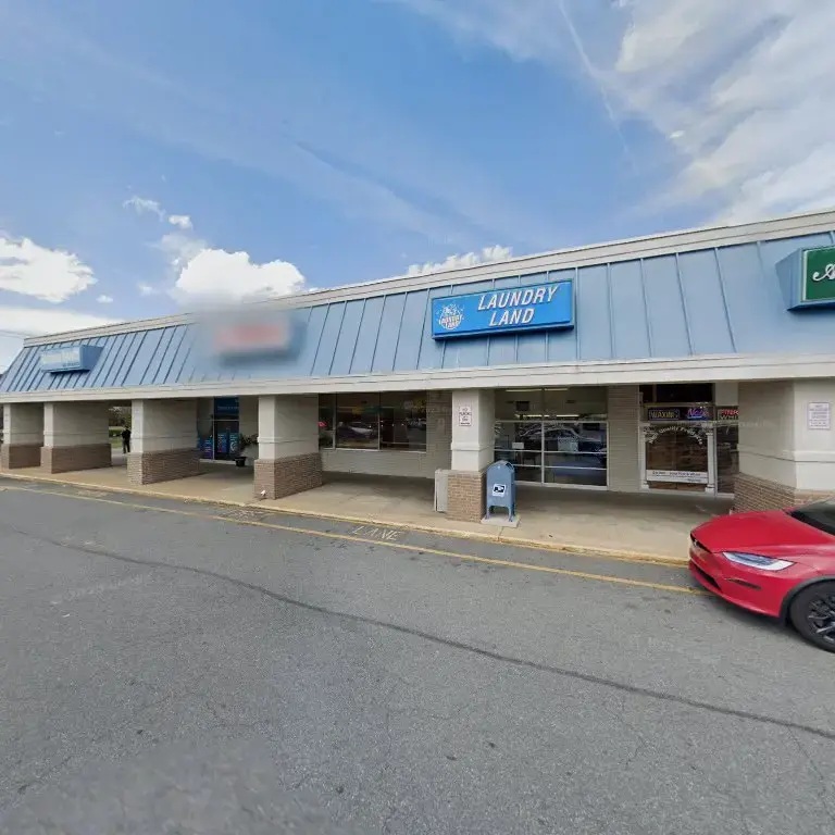 Aragona Laundry Land Laundromat thumbnail 8