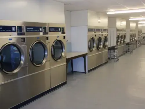 Aragona Laundry Land Laundromat thumbnail 7
