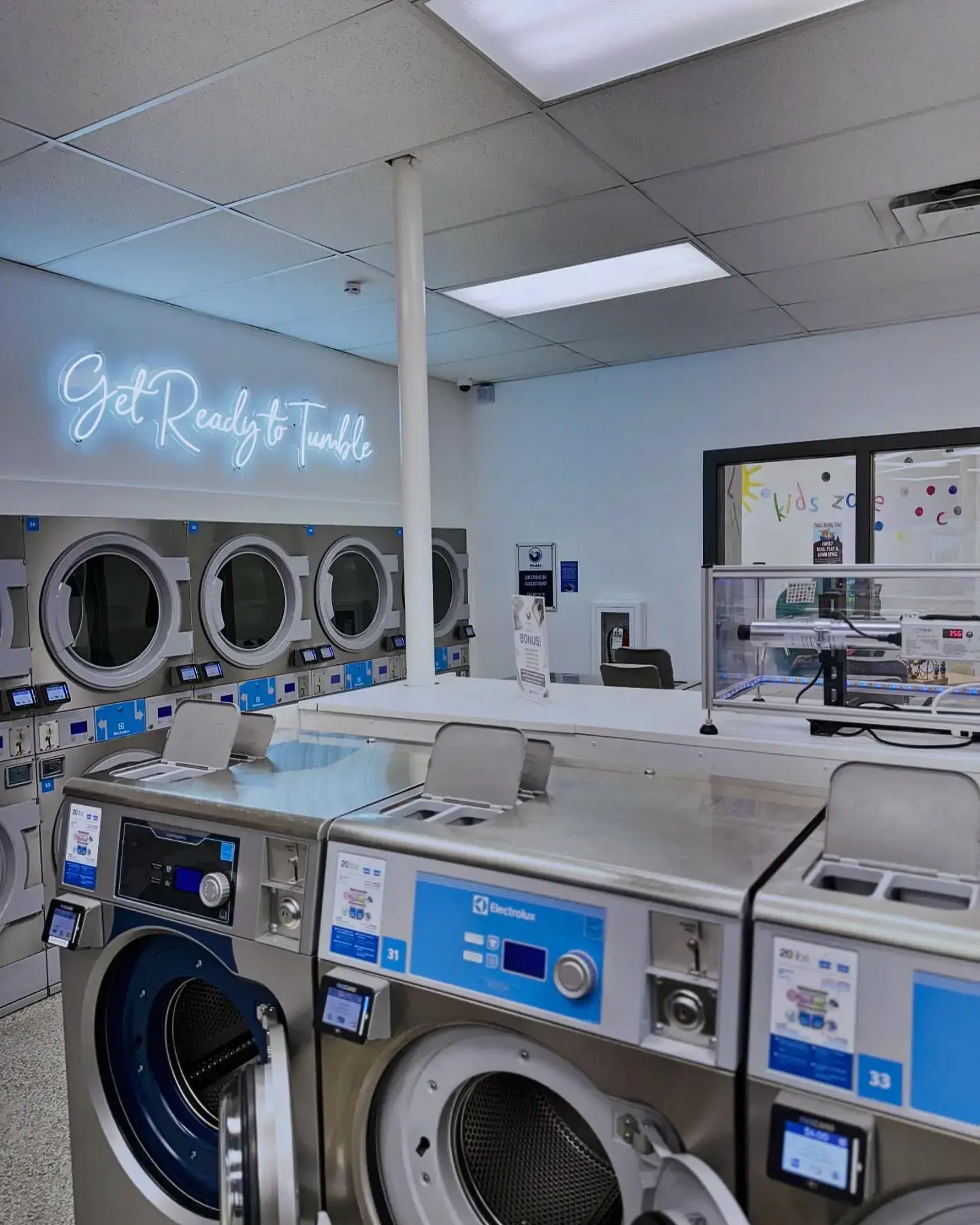 Arcade Laundromat thumbnail 2