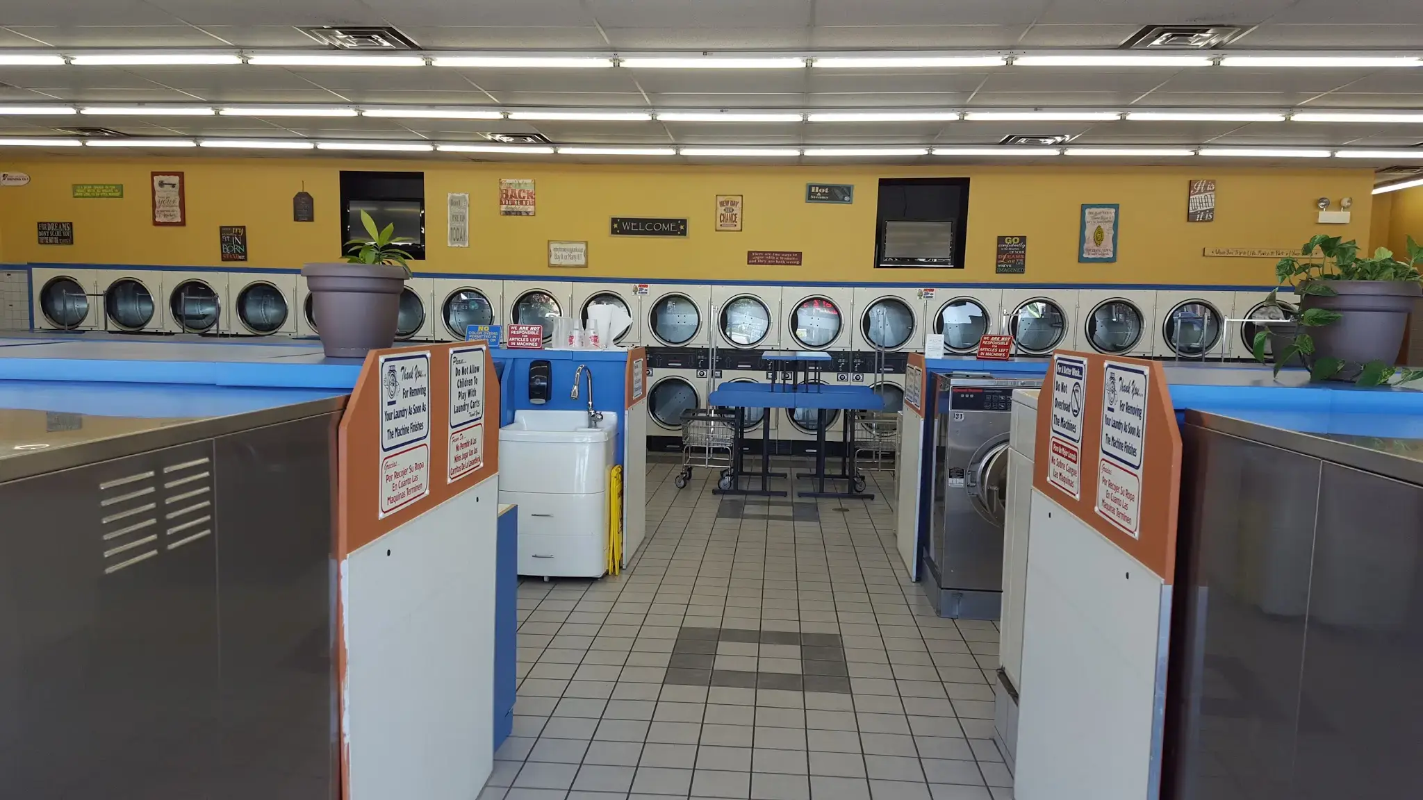 Archer & Central Coin Laundry location