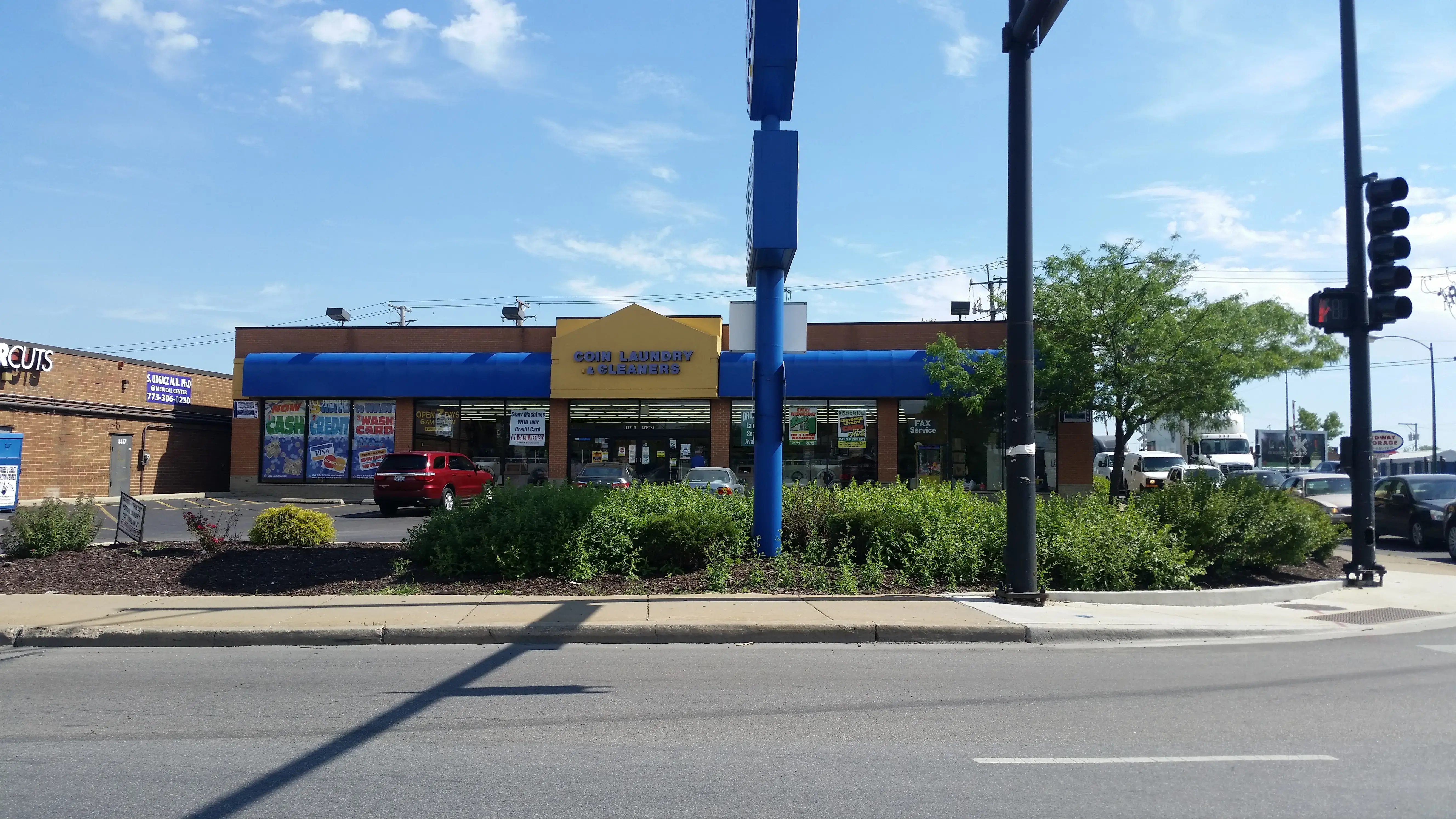 Archer & Central Coin Laundry thumbnail 7