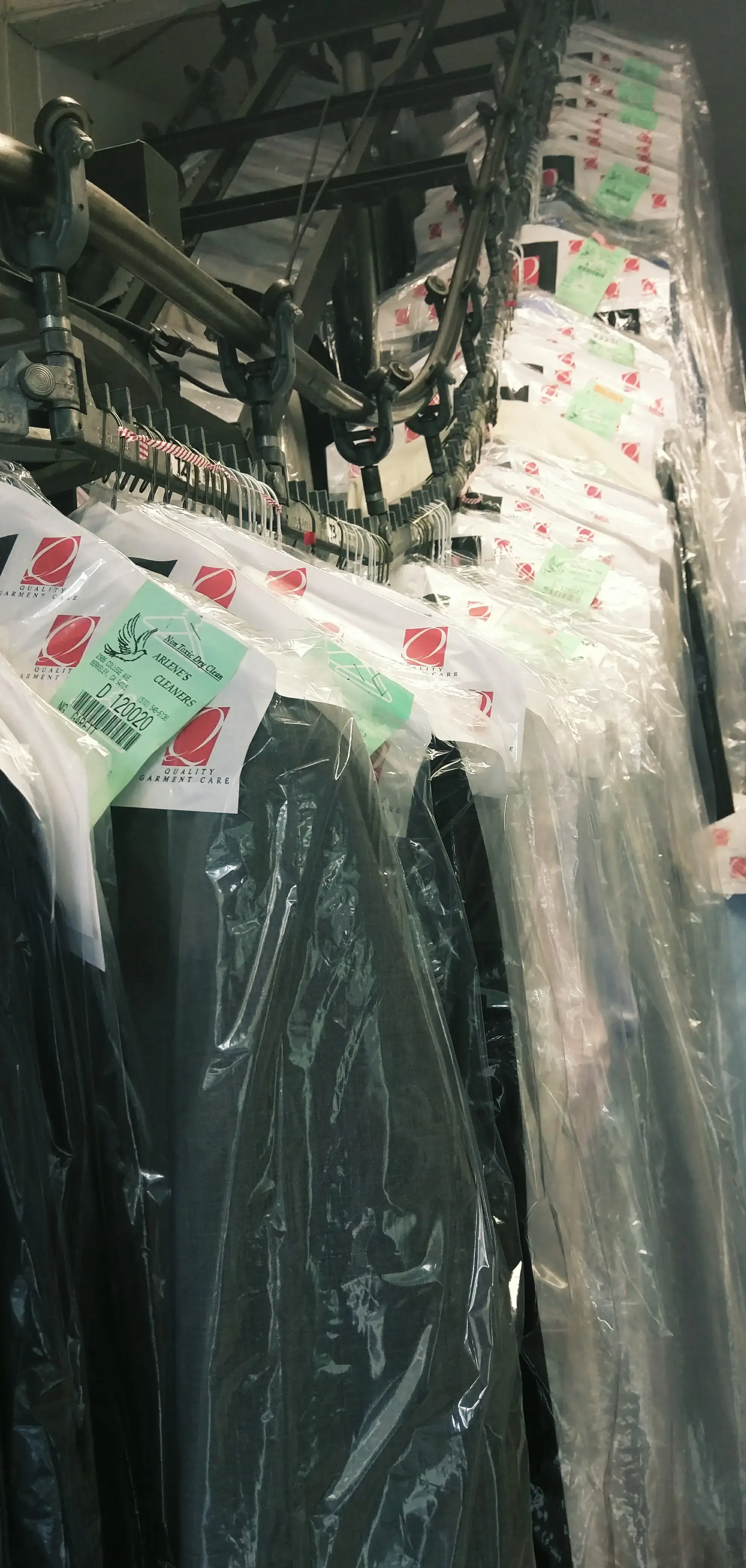 Arlene's Cleaners thumbnail 4