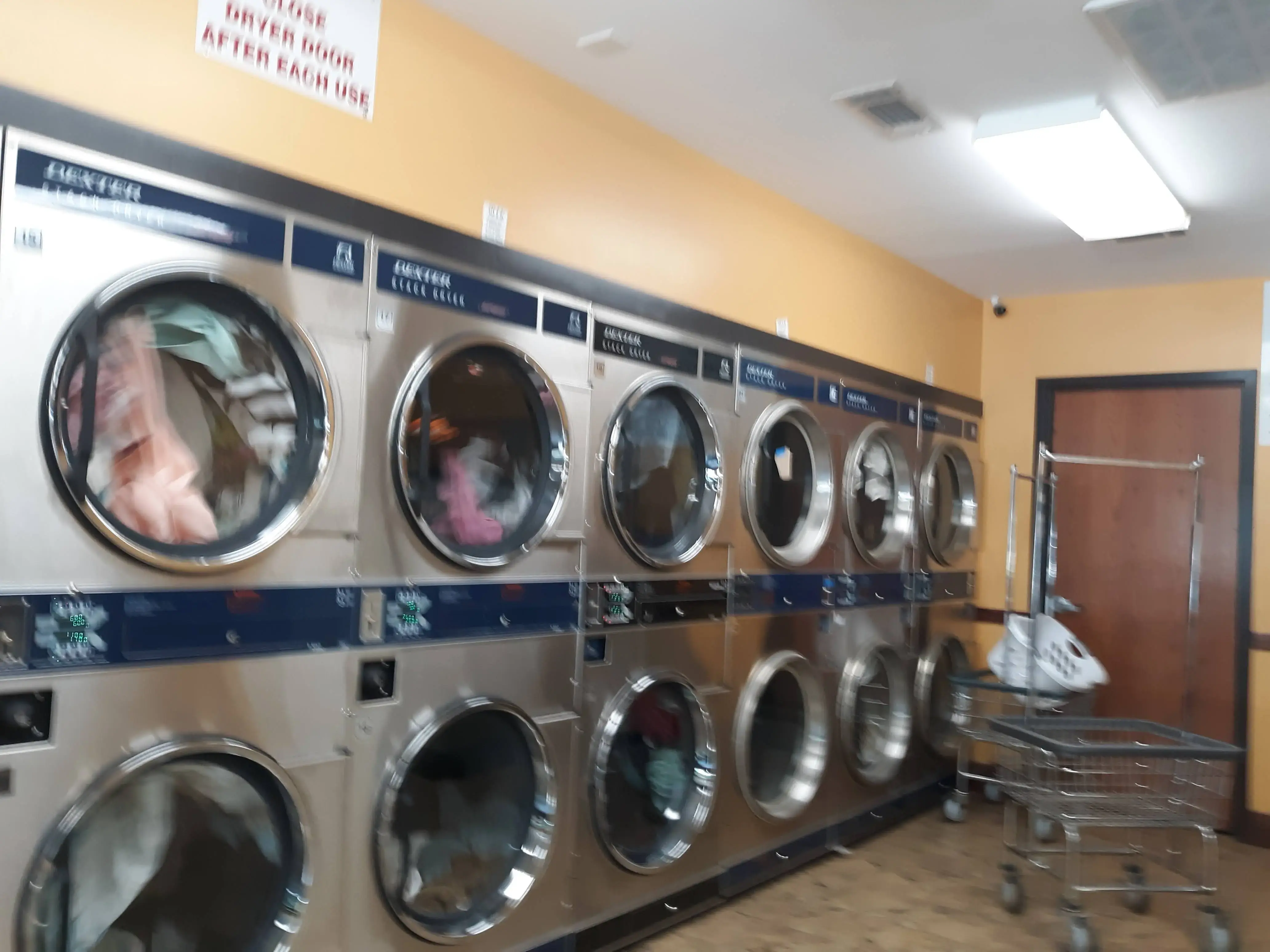 Armuchee Laundry thumbnail 5
