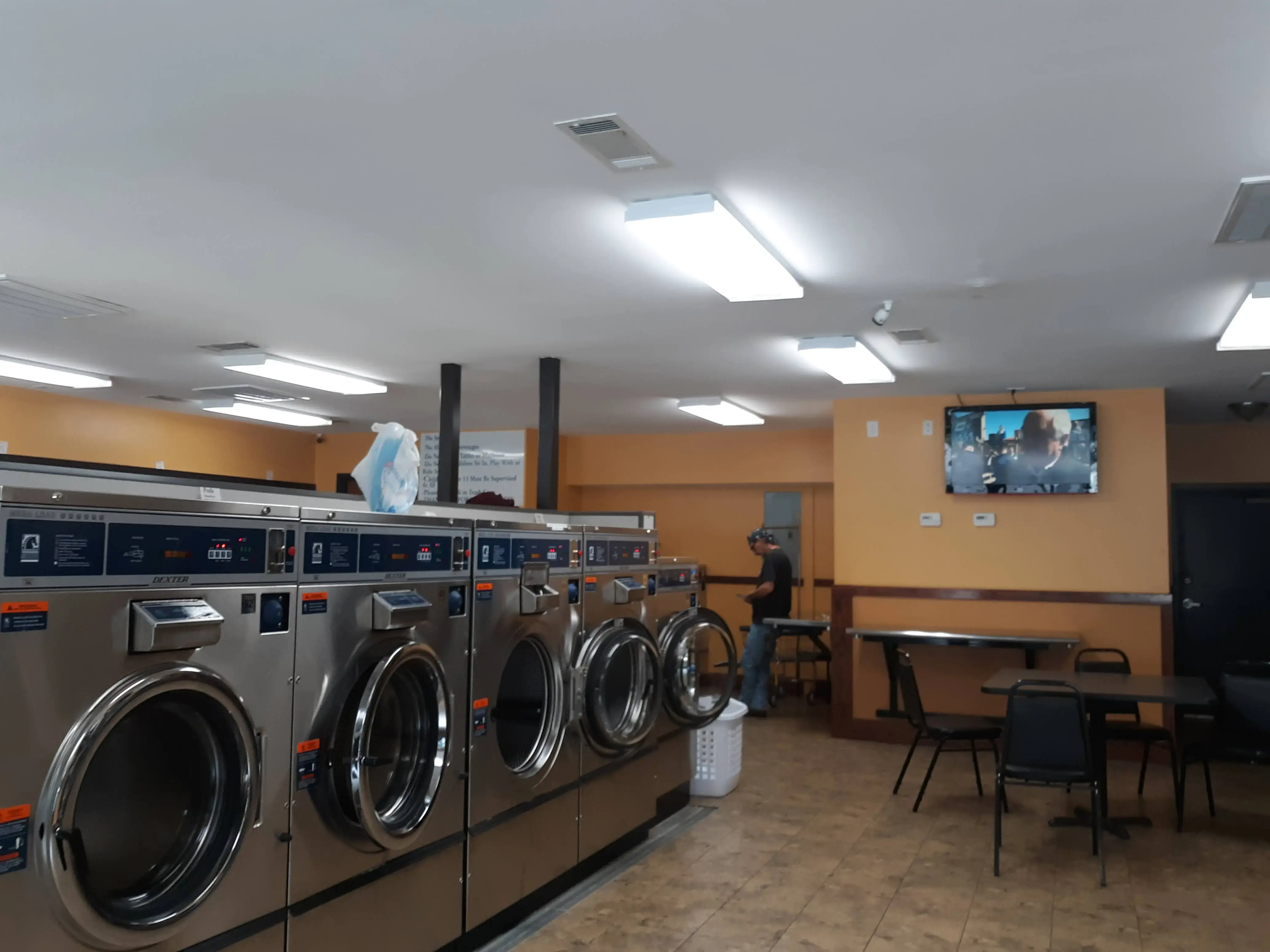 Armuchee Laundry thumbnail 6