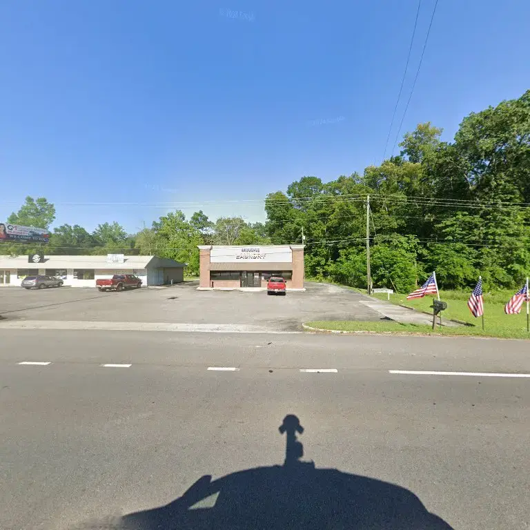 Armuchee Laundry thumbnail 13