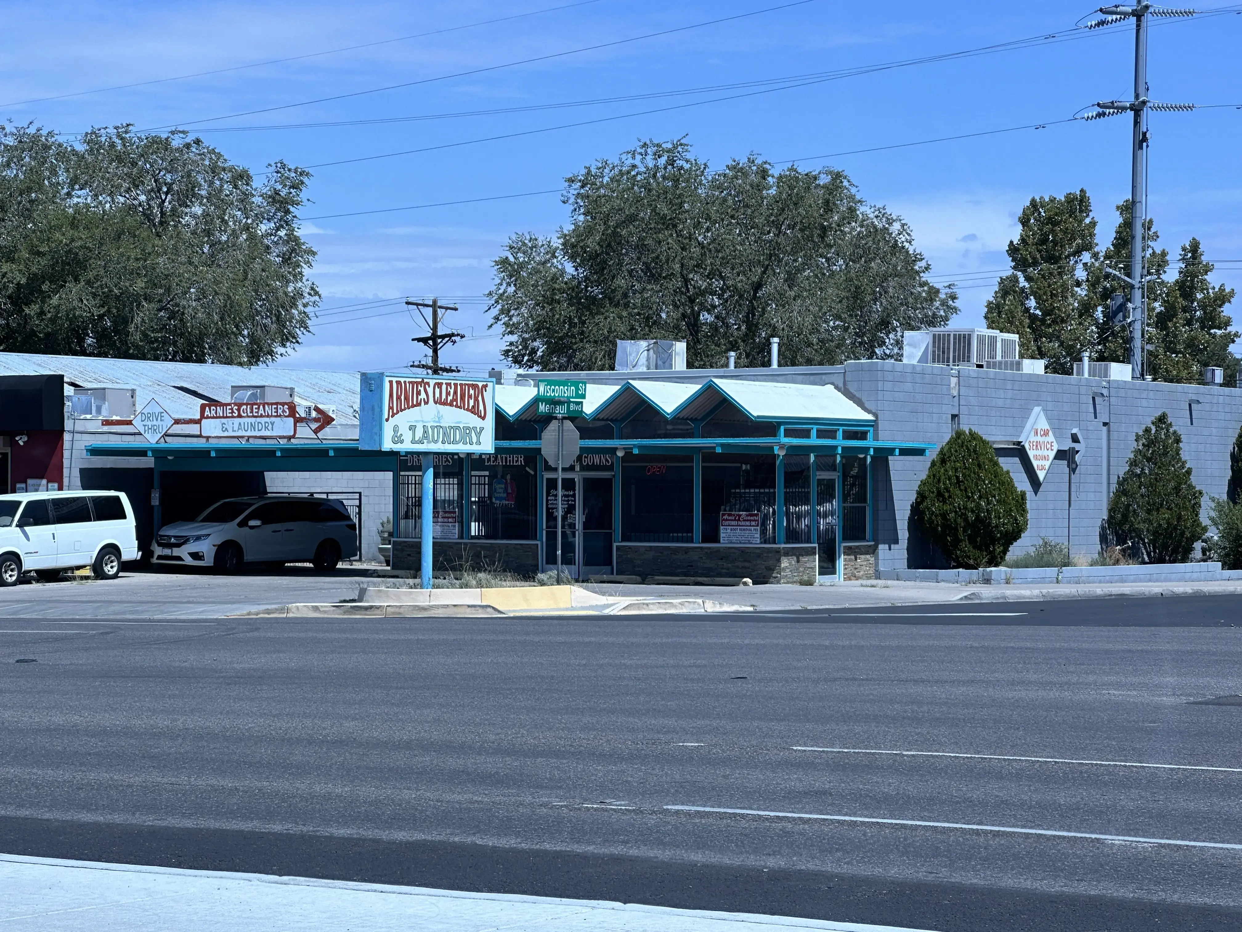 Arnie's Cleaners location