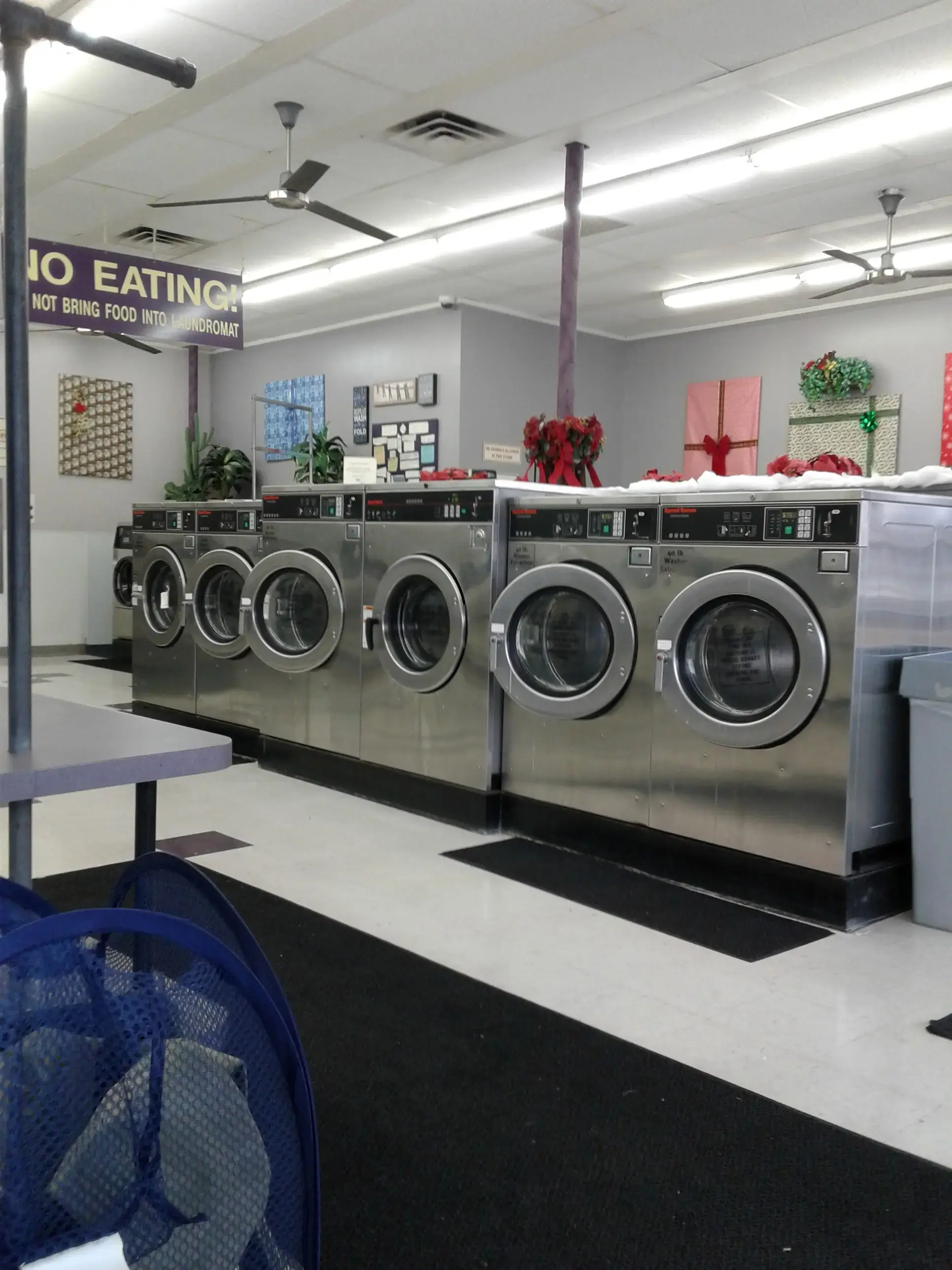 Around the Clock Laundry thumbnail 13