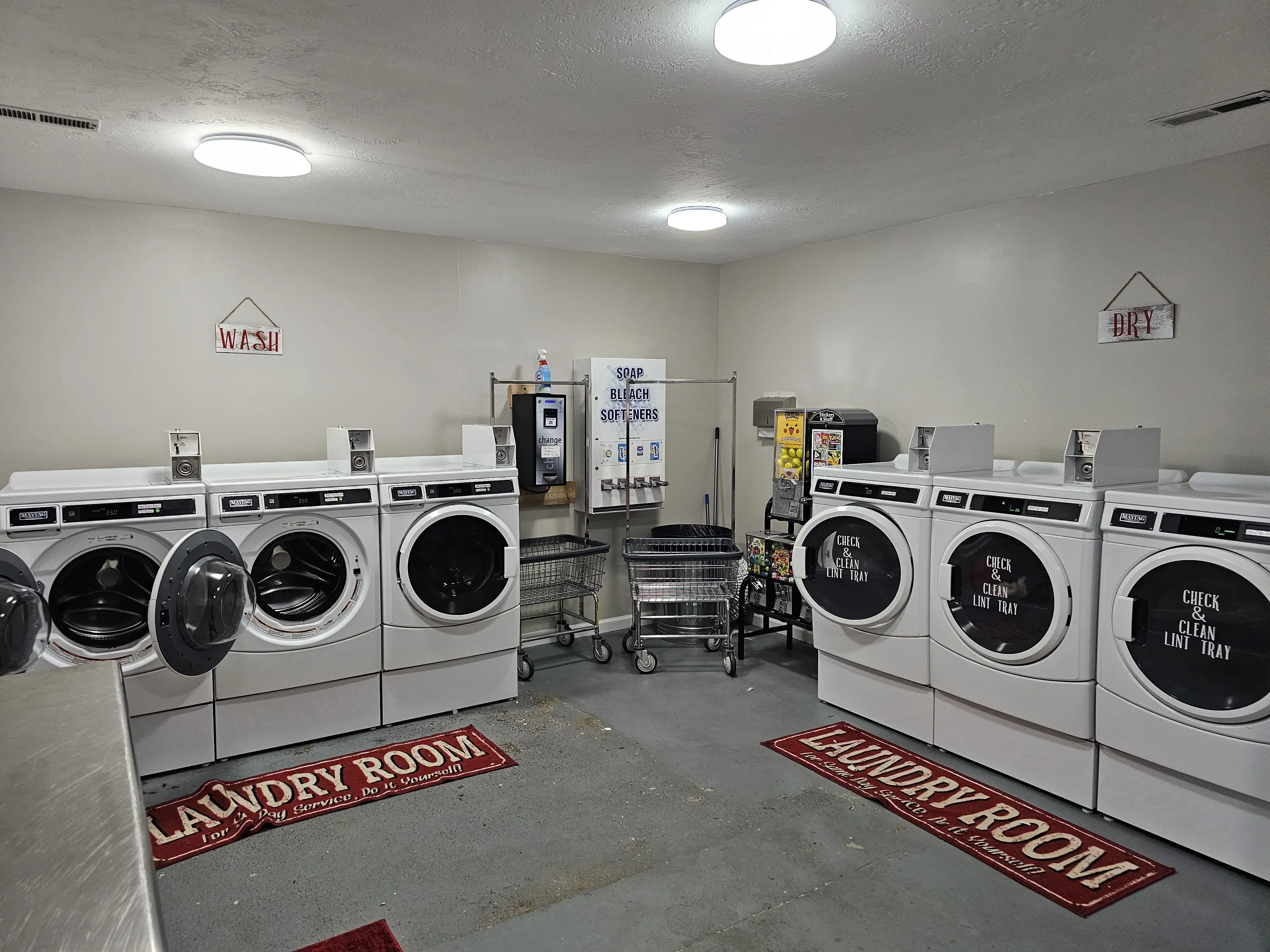 A.R.P. Laundry Room, Wolcott, IN - Image 11