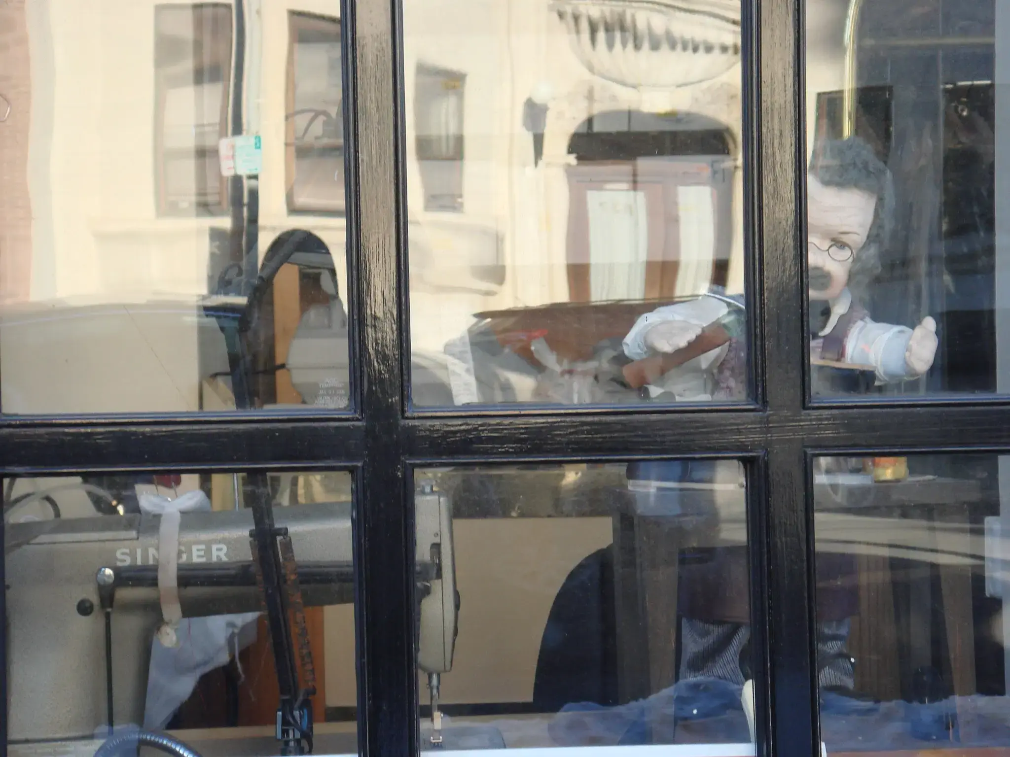 Arrow Cleaning & Tailoring thumbnail 6