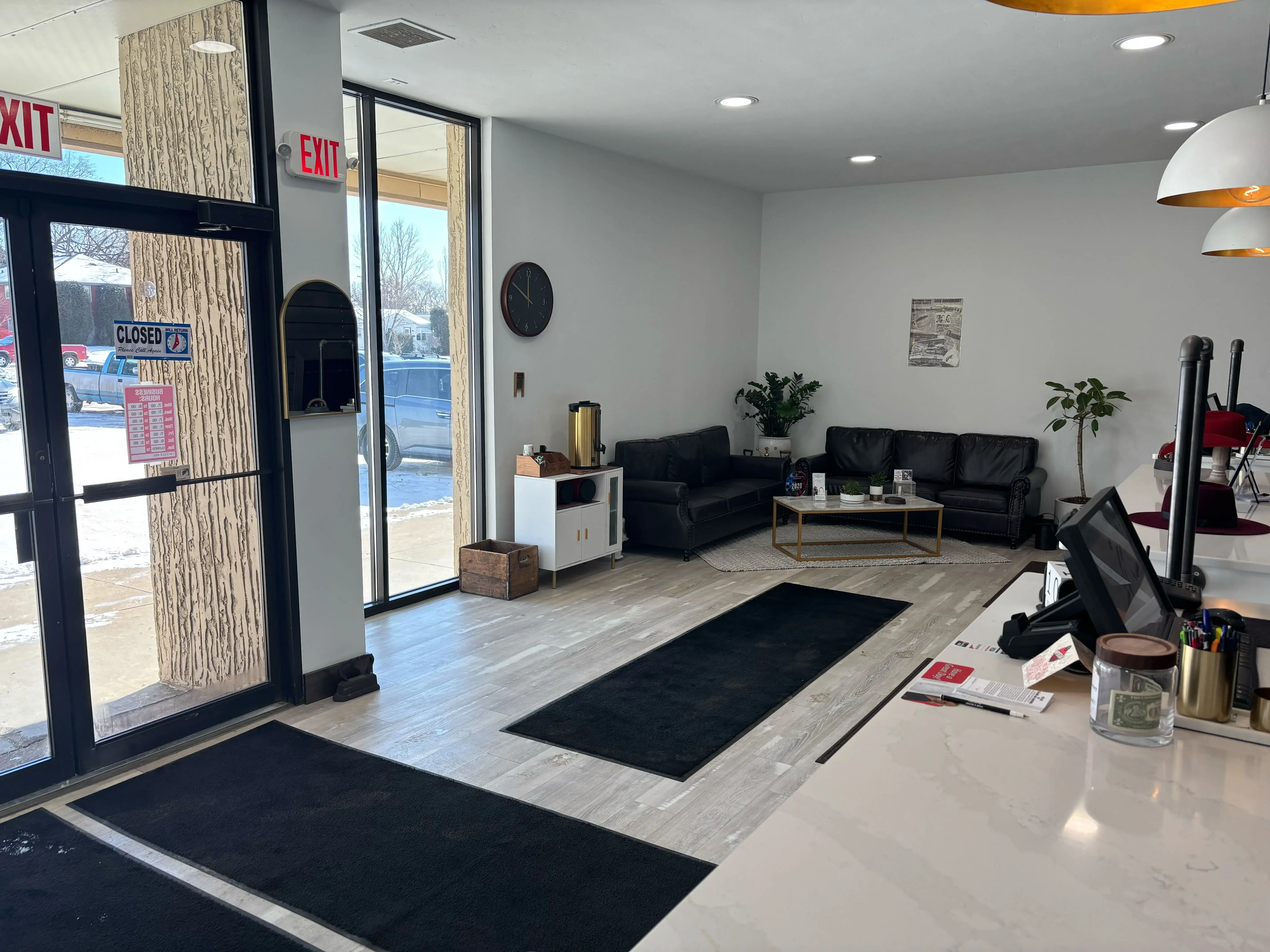 Arrowhead Cleaners & Laundry - Image 2